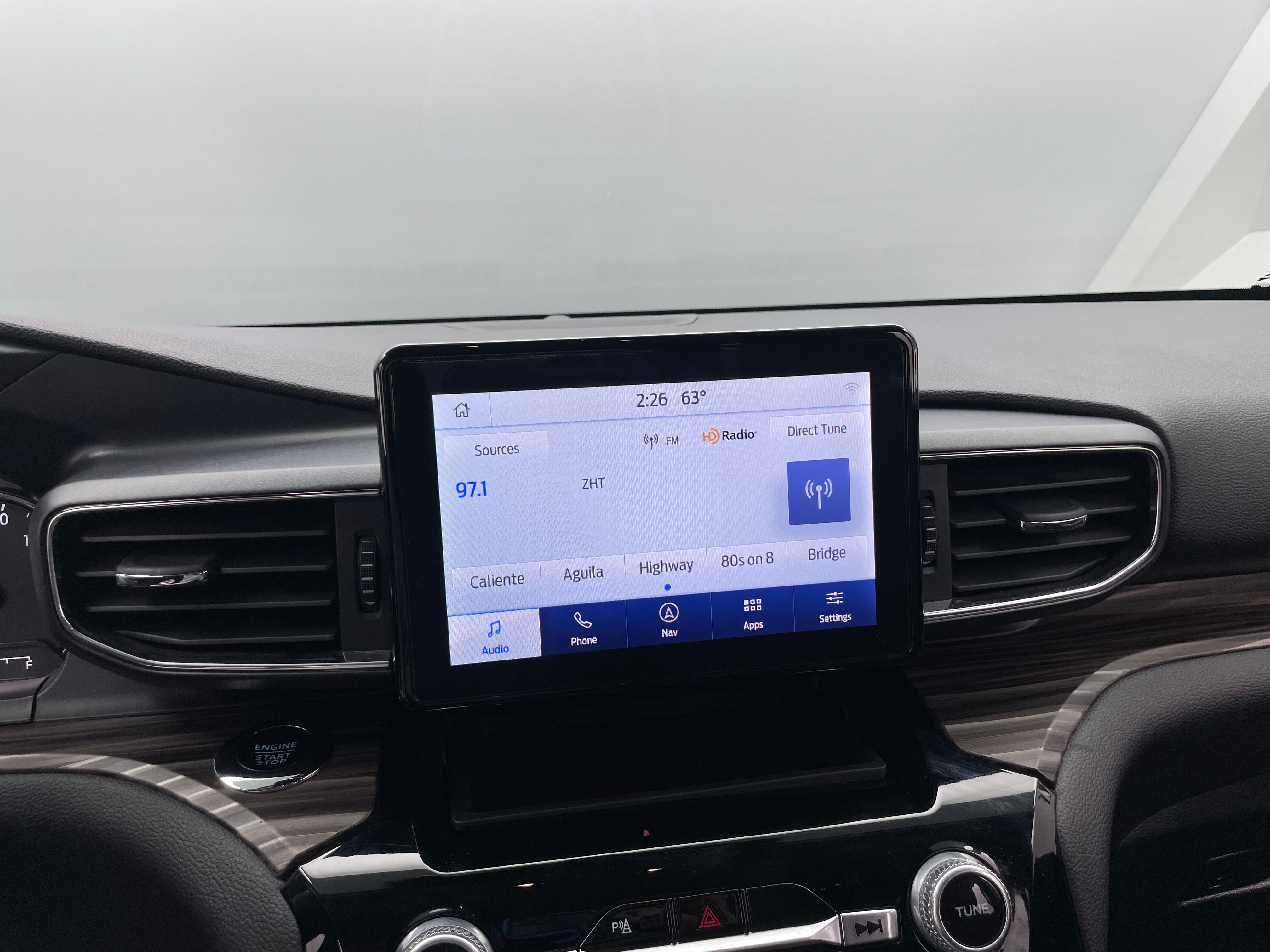 2024 Ford Explorer Limited 3
