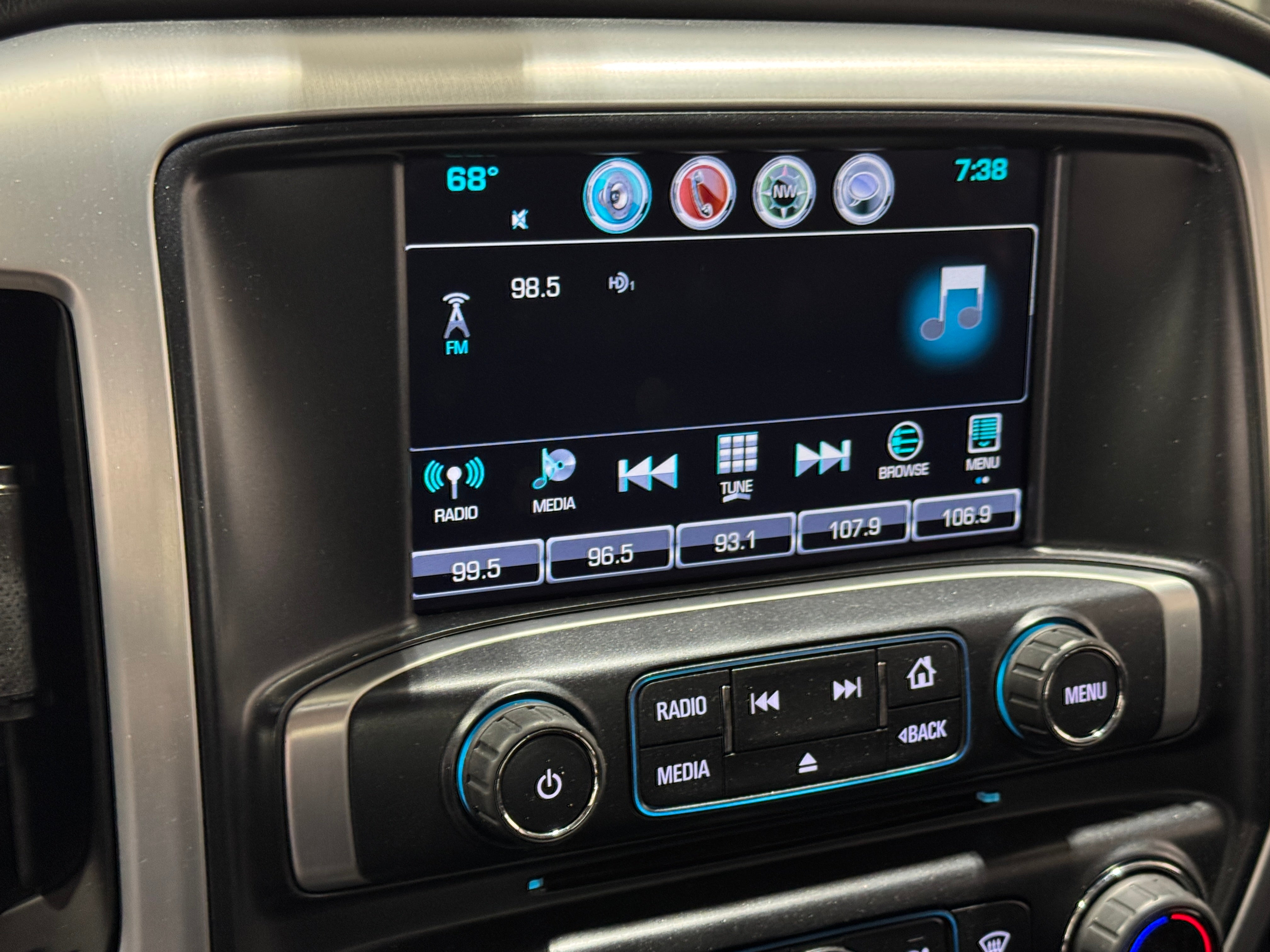 2017 GMC Sierra 1500 SLT 3