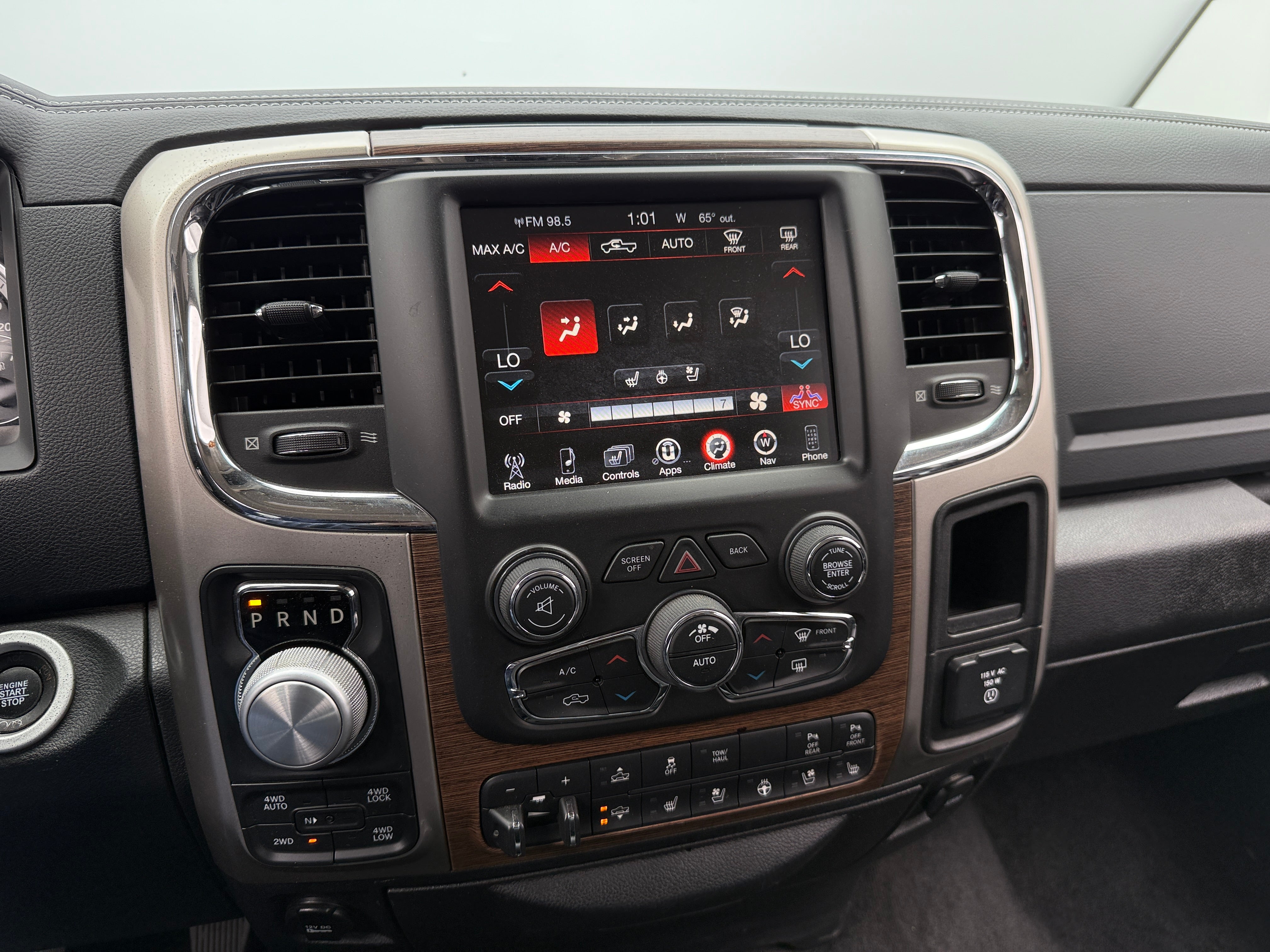 2017 RAM 1500 Laramie 3
