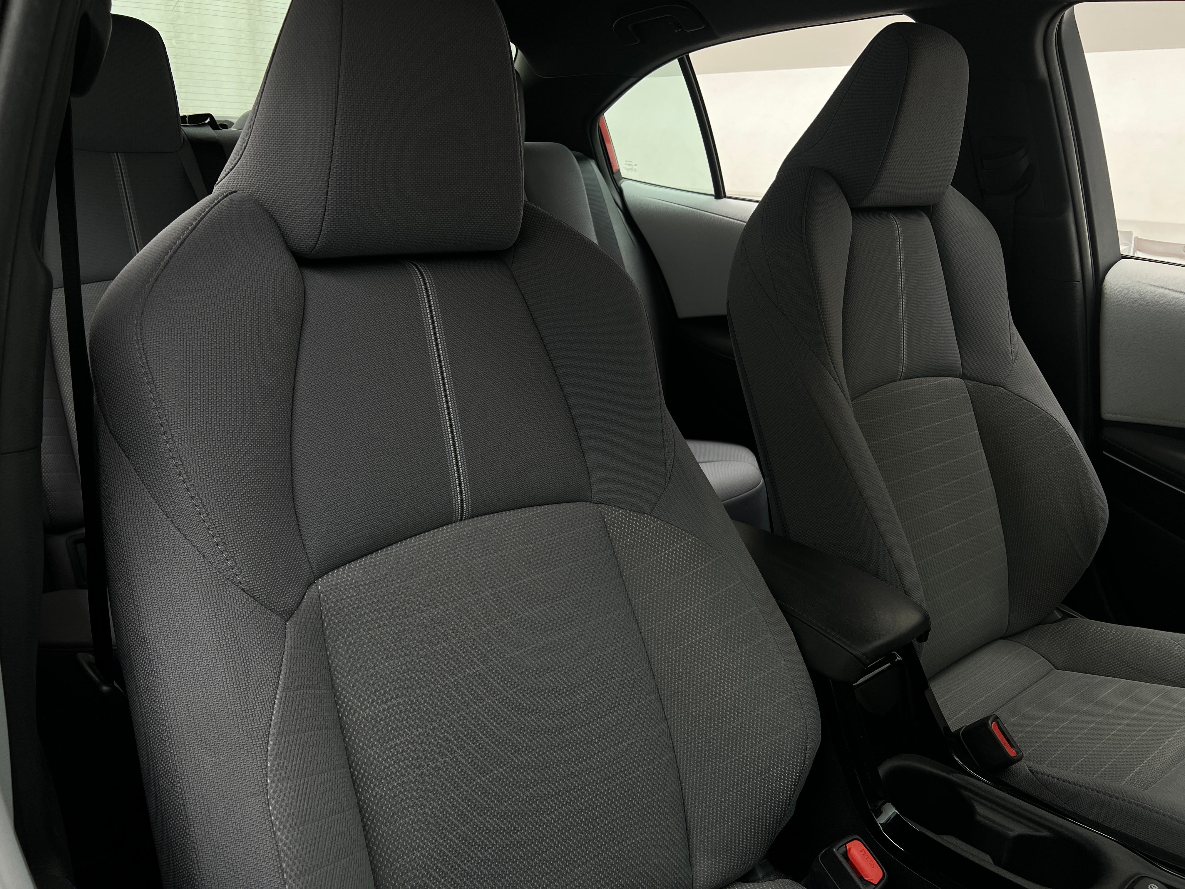 2020 Toyota Corolla SE 2