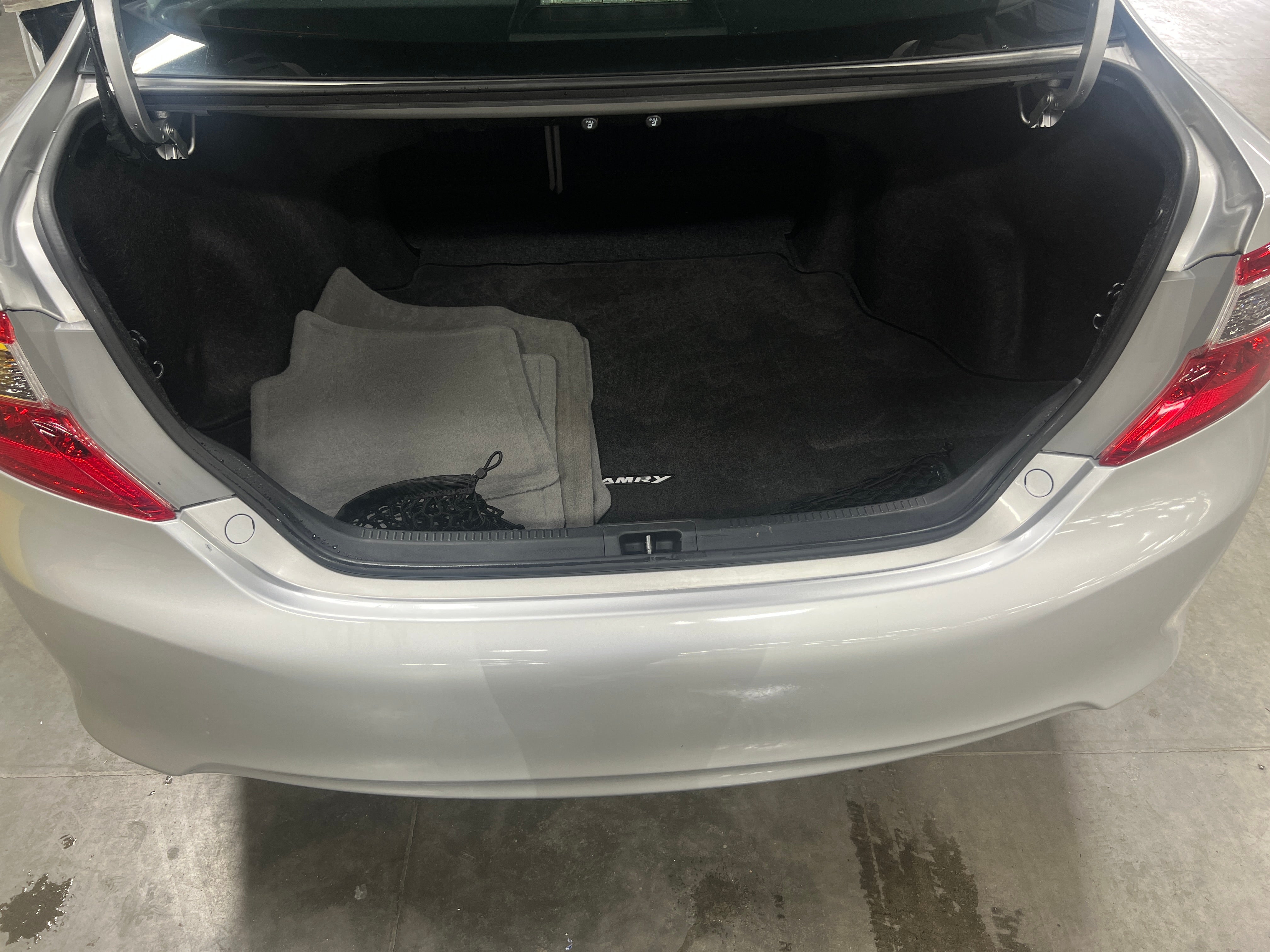 2012 Toyota Camry XLE 7