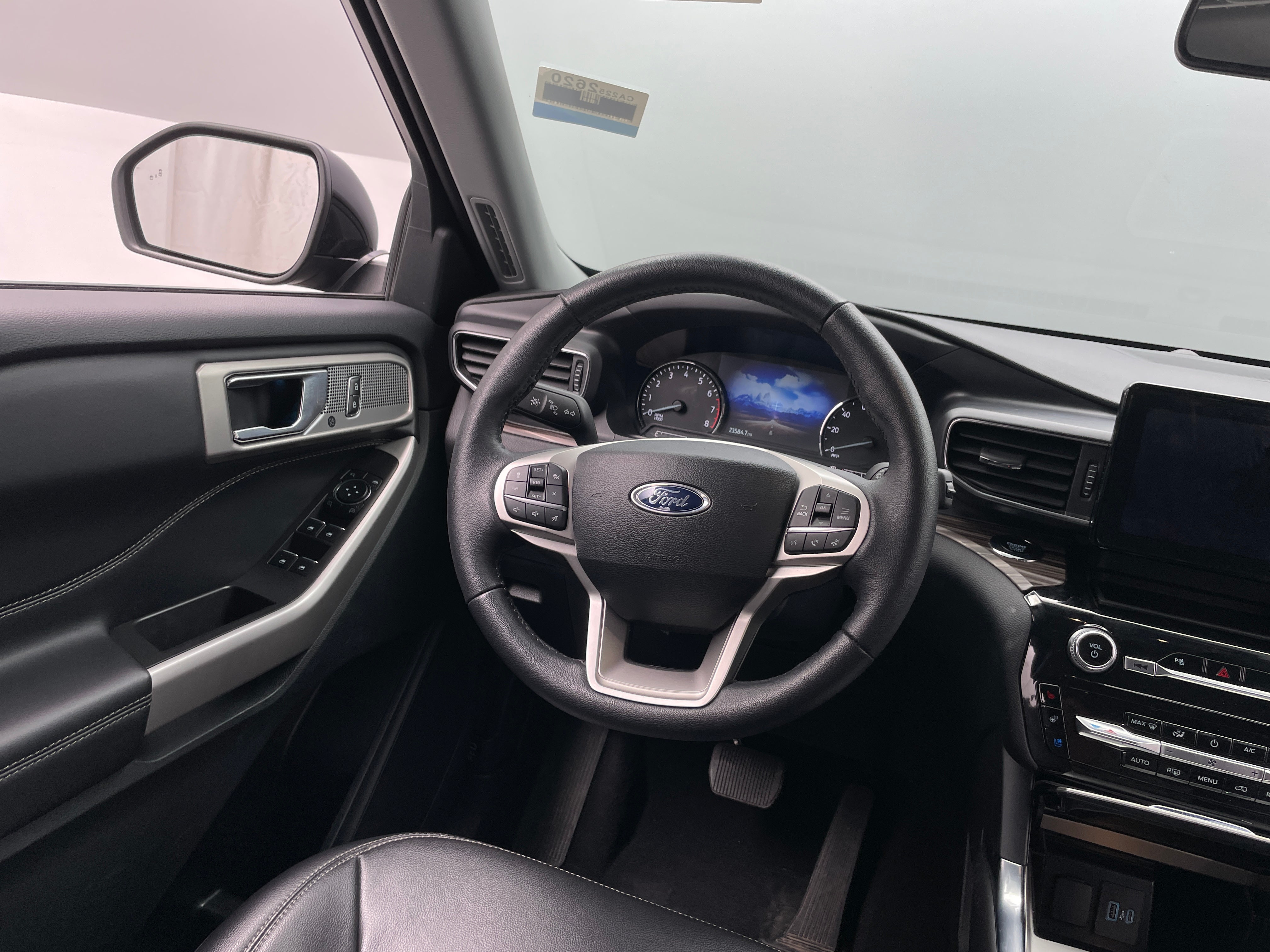 2024 Ford Explorer Limited 4
