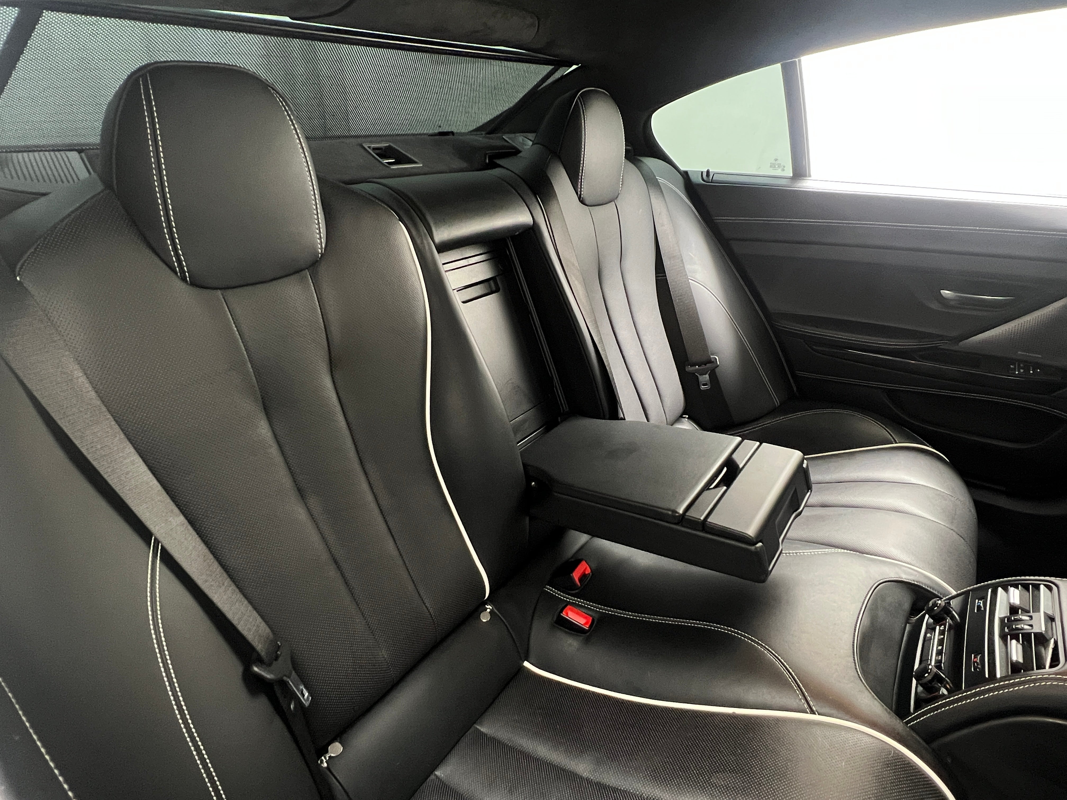 2015 BMW 6 Series 650i 5