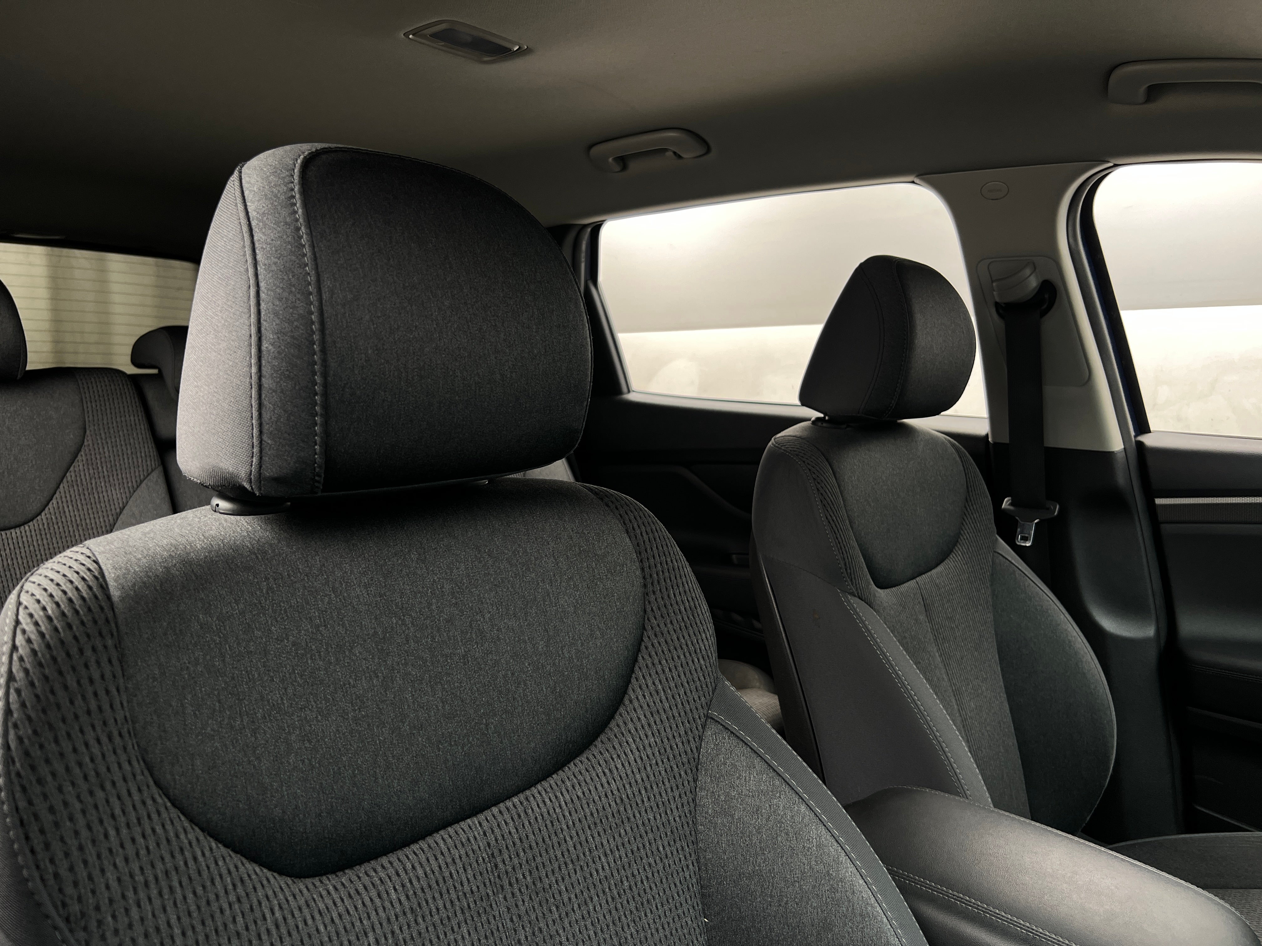 2020 Hyundai Santa Fe SEL 2