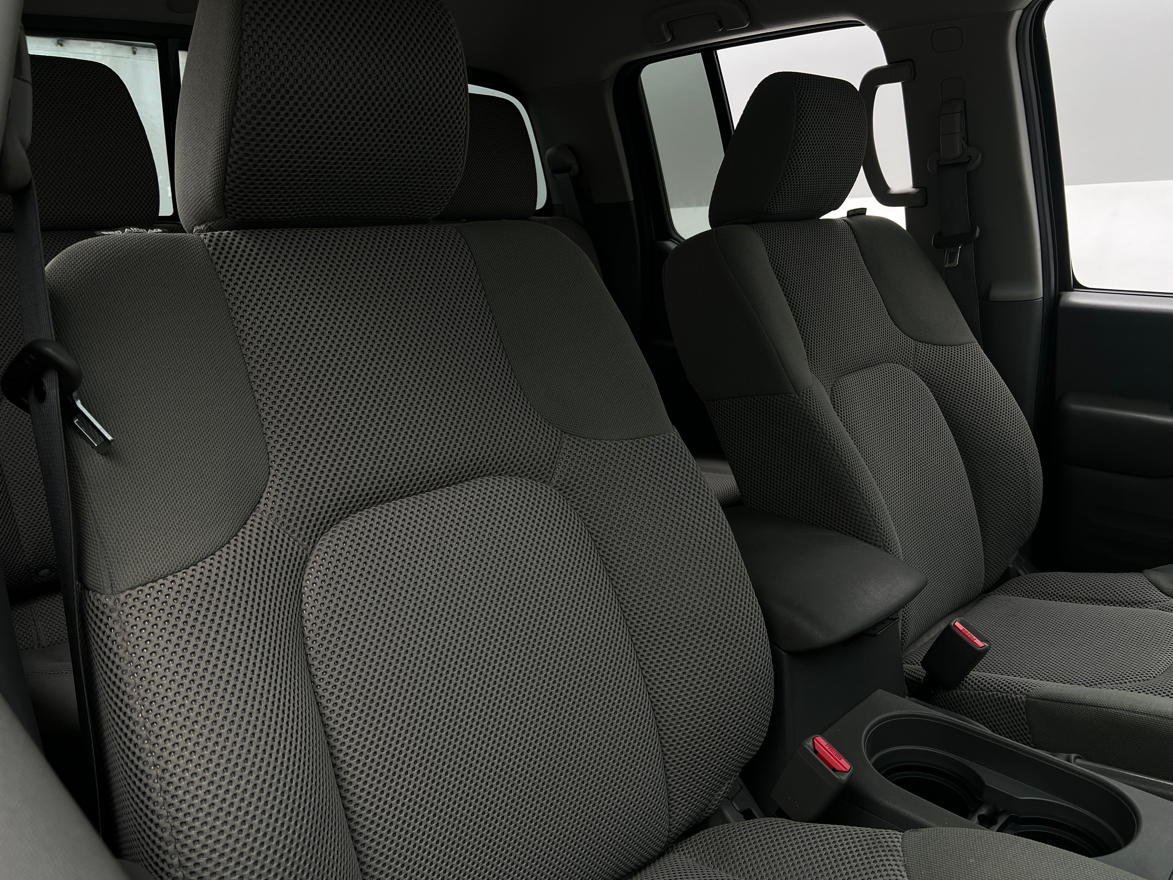 2017 Nissan Frontier SV 2