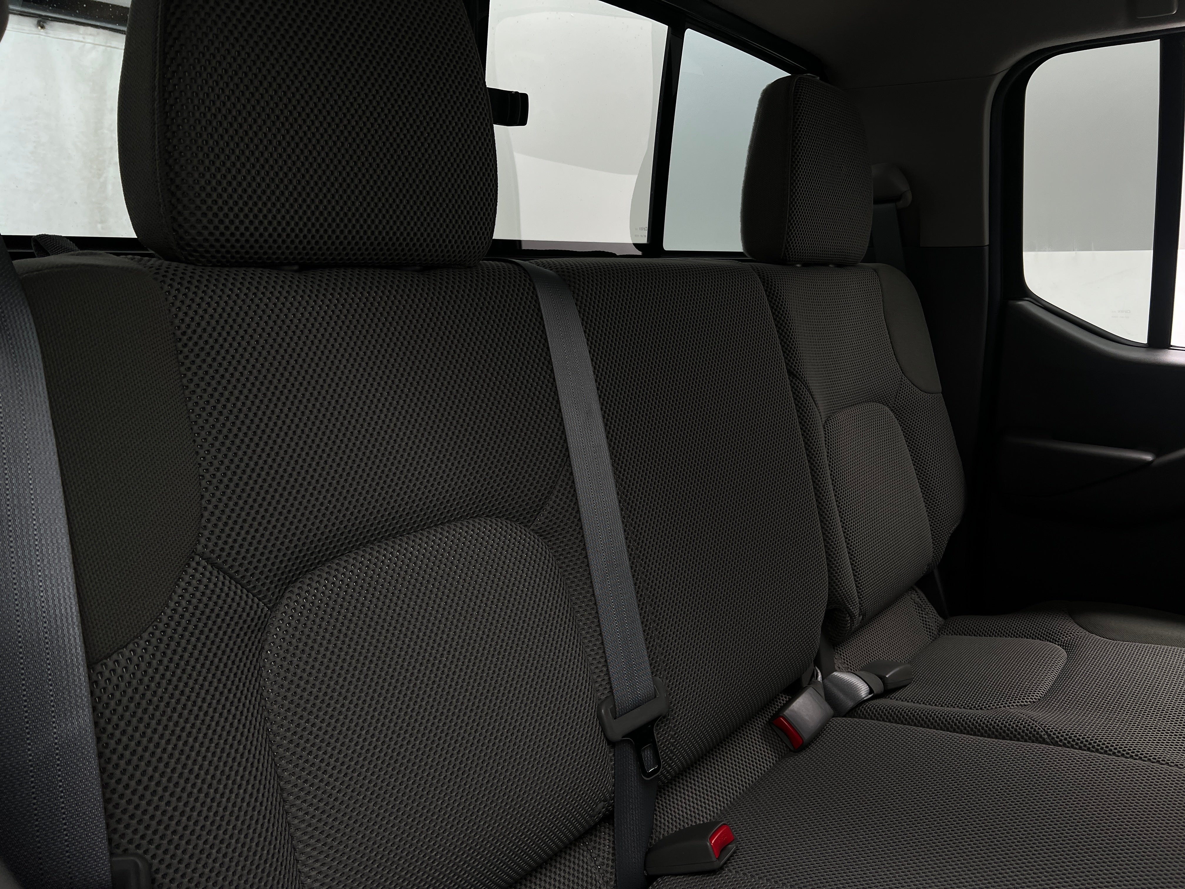 2017 Nissan Frontier SV 6
