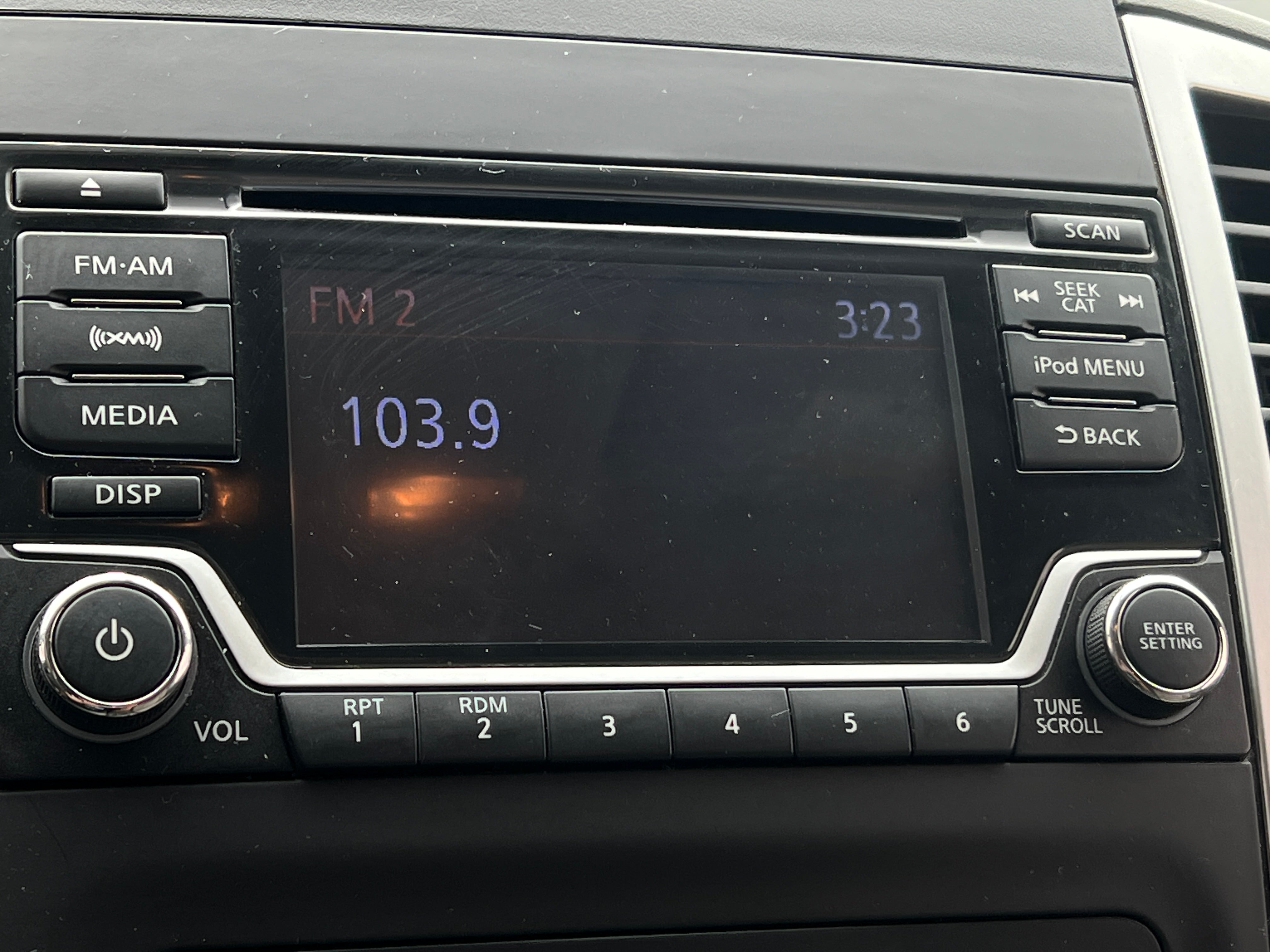 2017 Nissan Frontier SV 4
