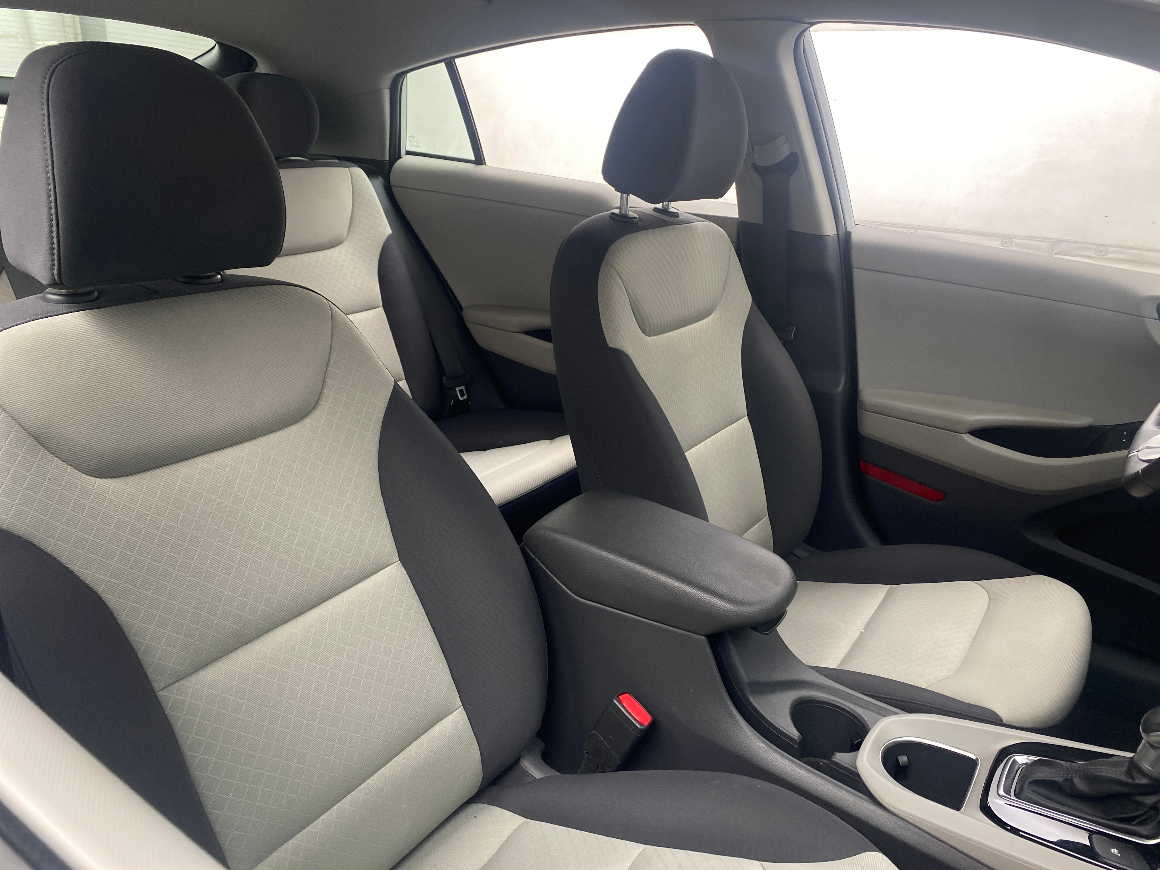 2019 Hyundai Ioniq SEL 2
