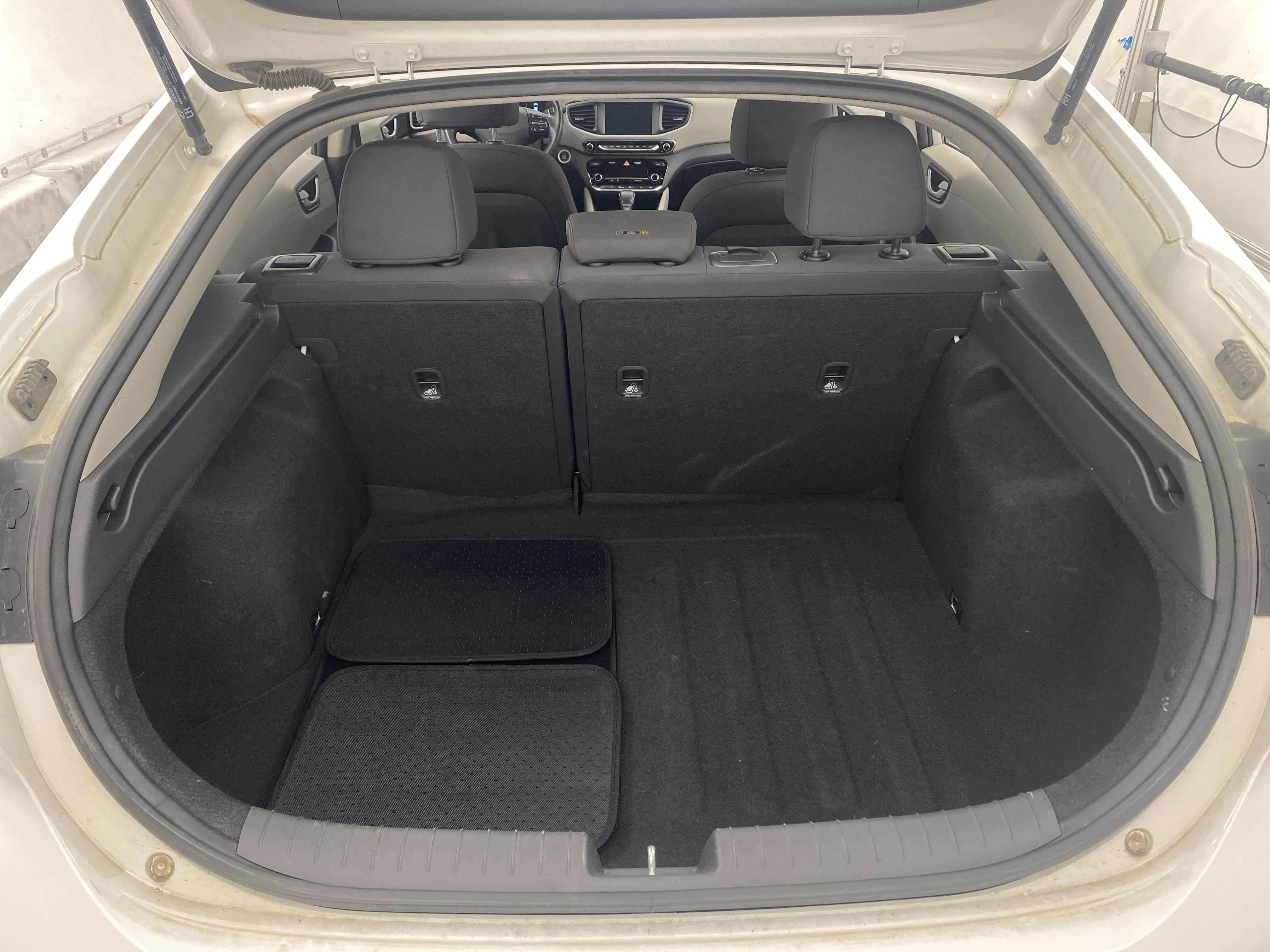 2019 Hyundai Ioniq SEL 7