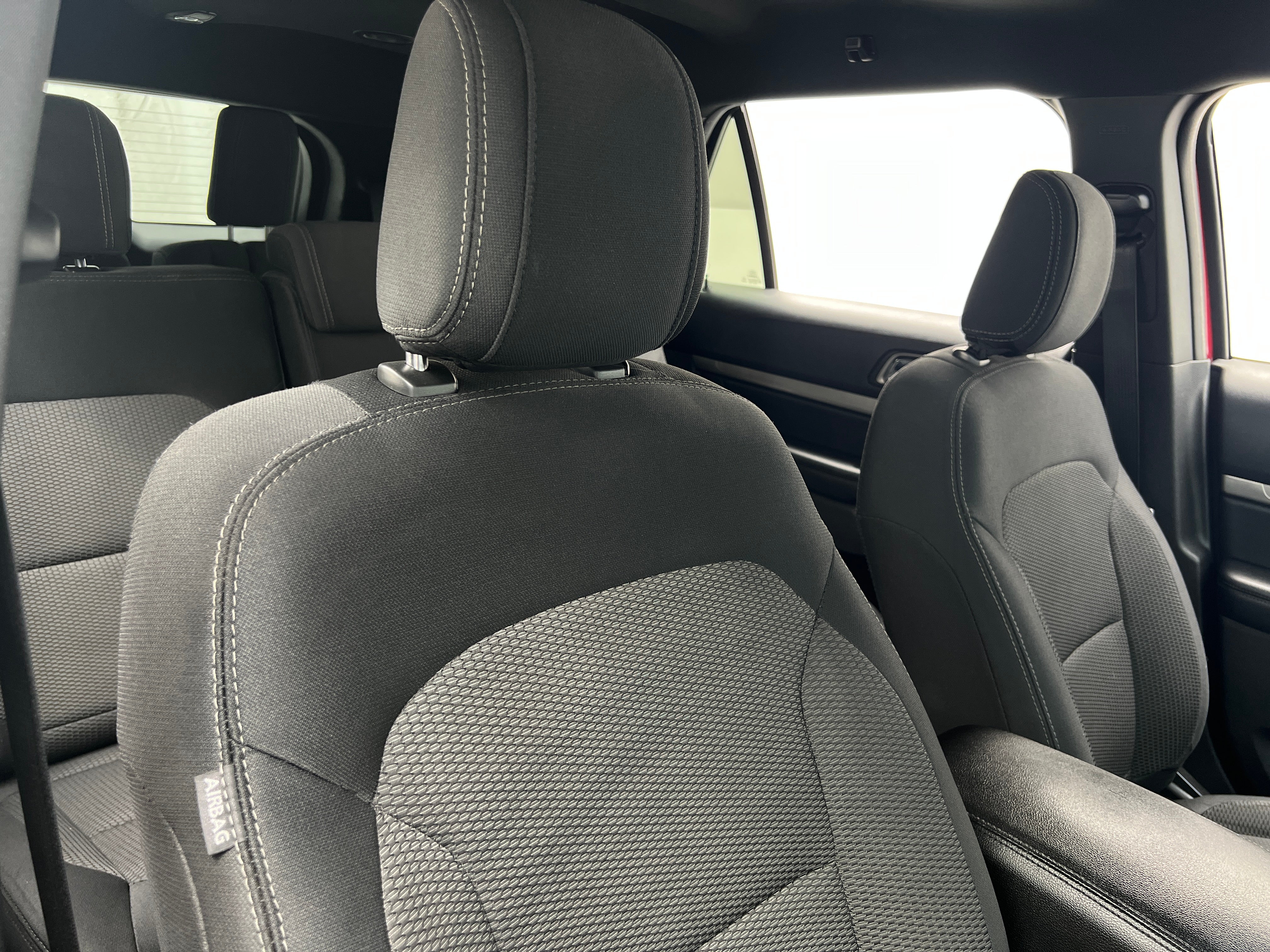 2018 Ford Explorer XLT 2