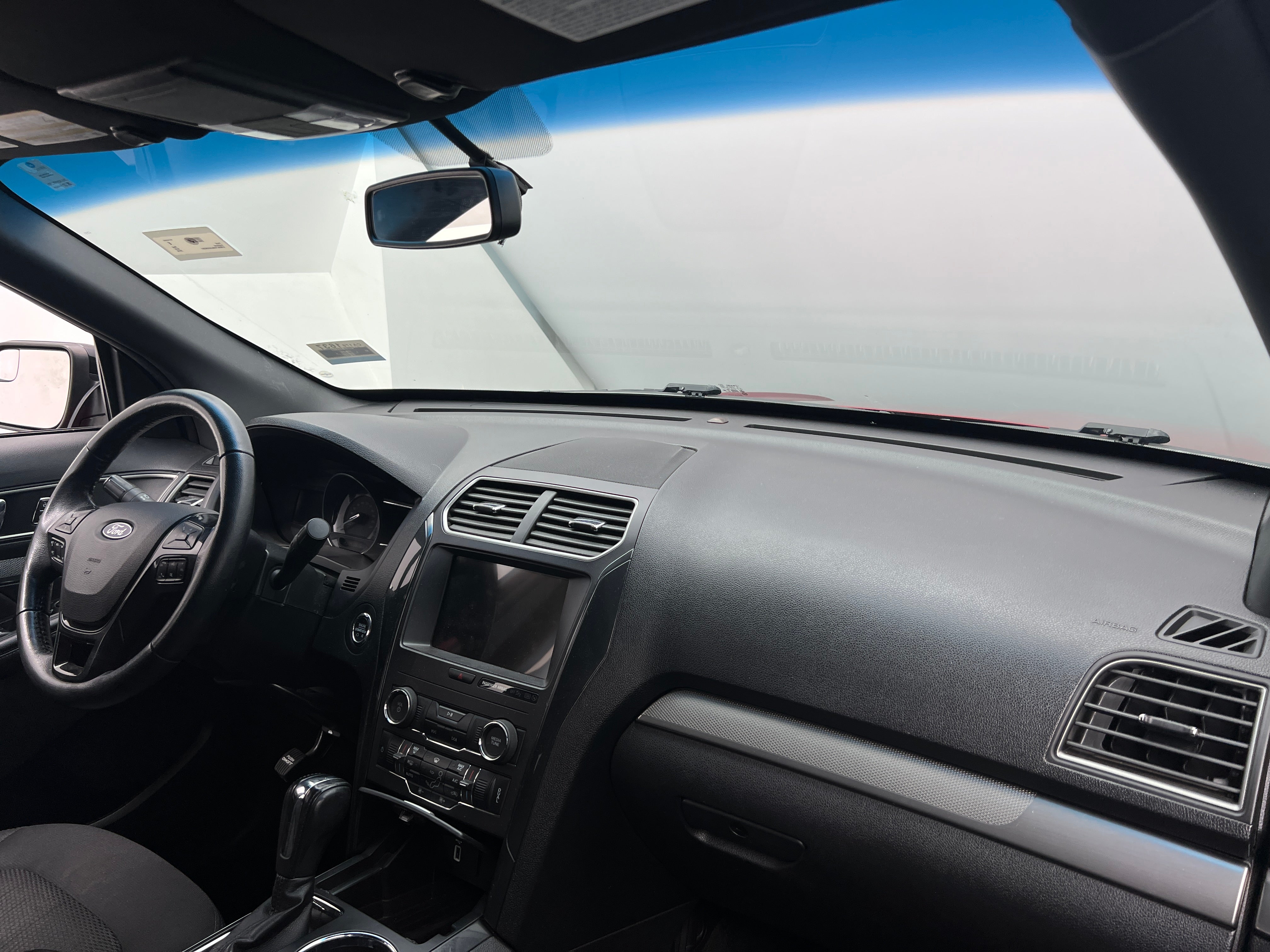 2018 Ford Explorer XLT 3