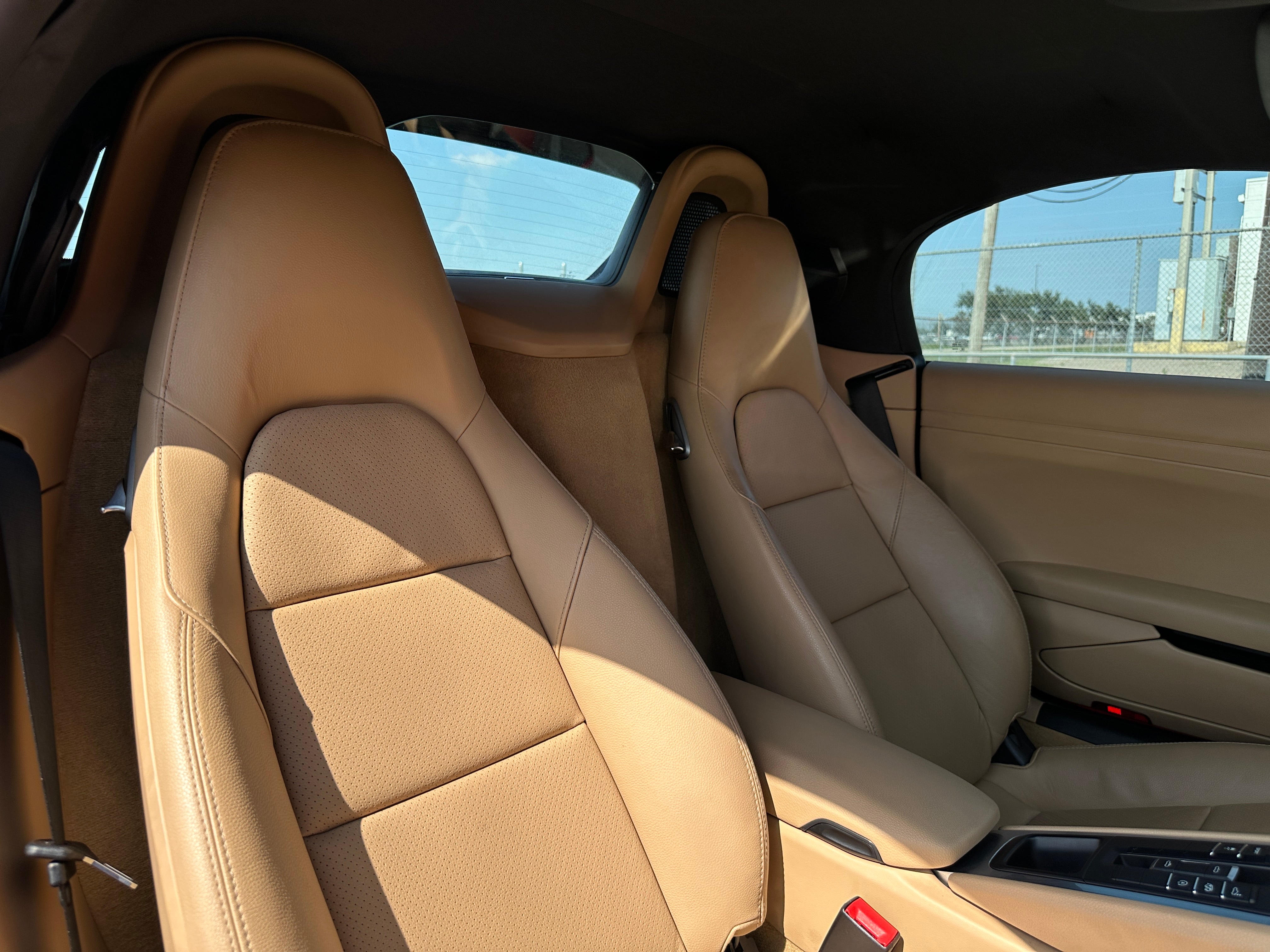 2017 Porsche 718 Boxster Base 2