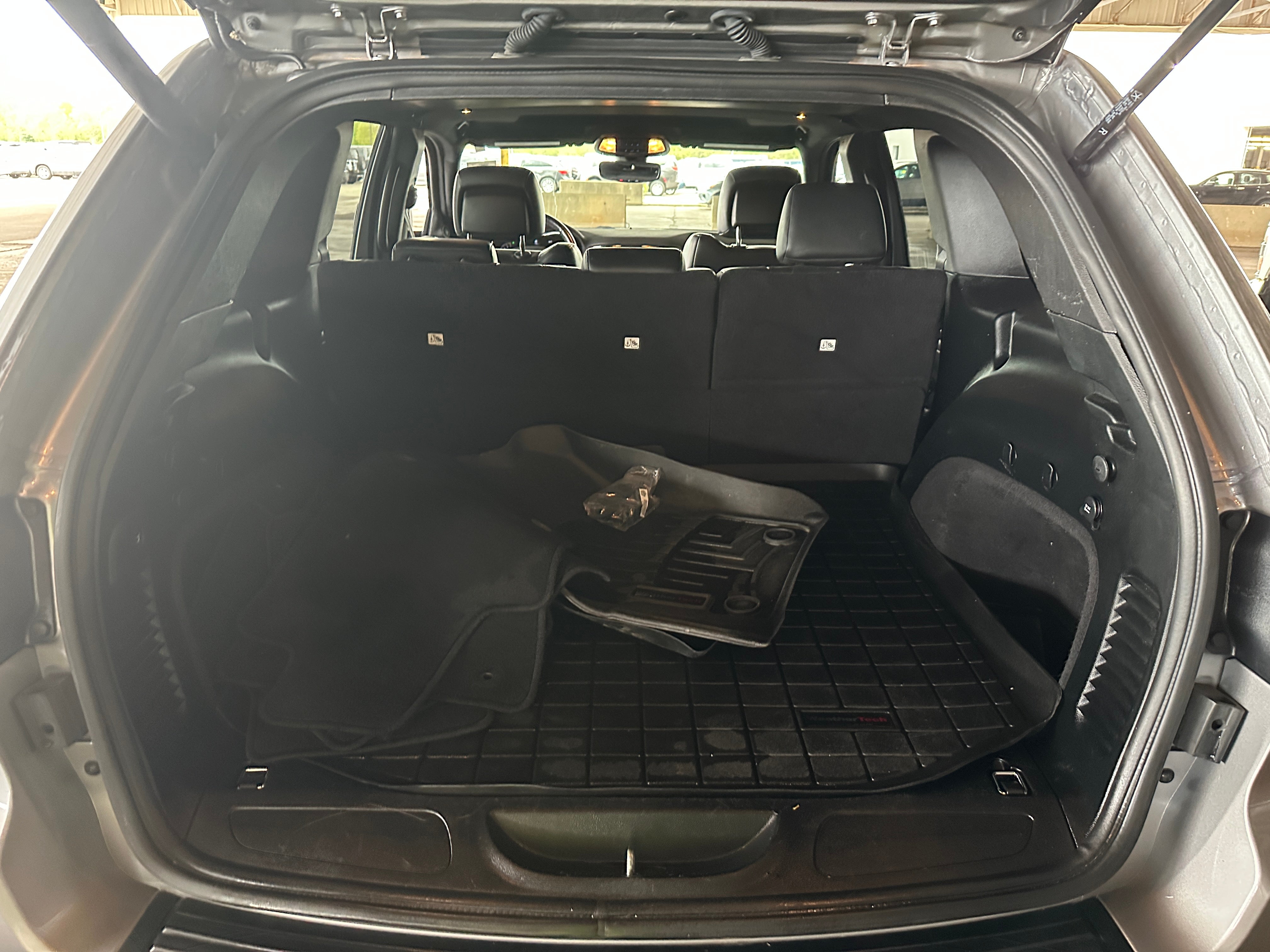 2020 Jeep Grand Cherokee Altitude 6