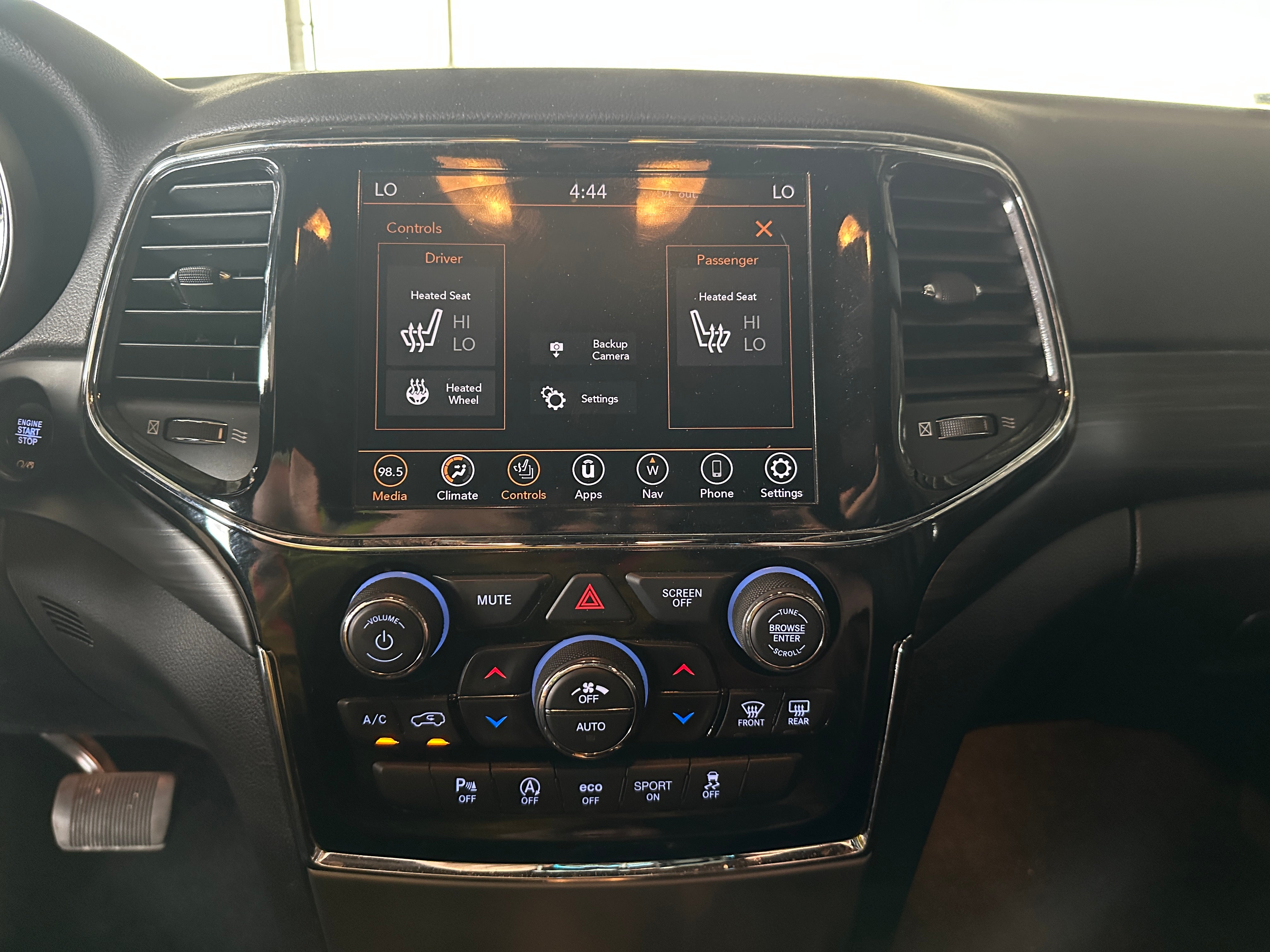 2020 Jeep Grand Cherokee Altitude 3