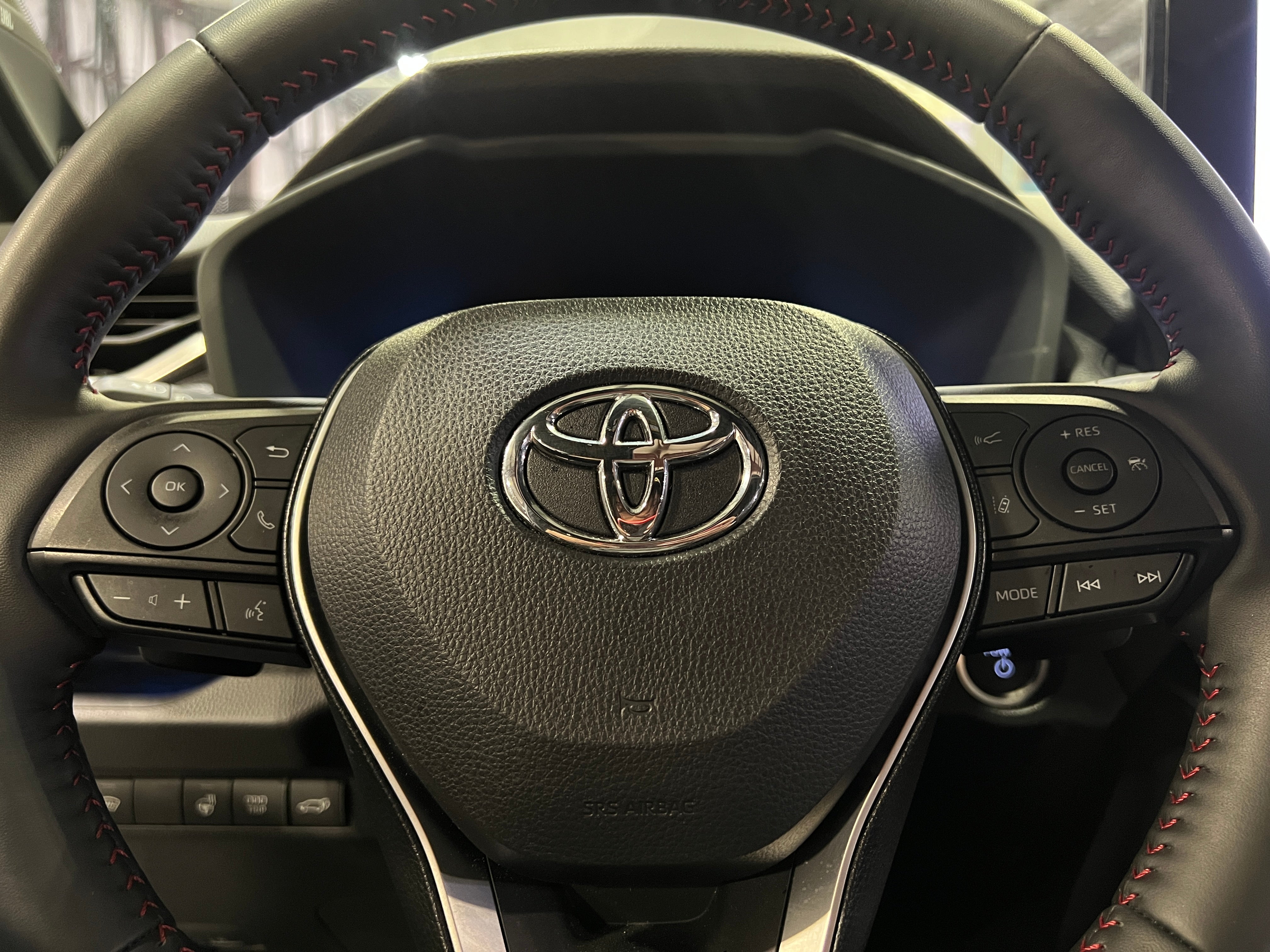 2024 Toyota RAV4 Prime XSE 4