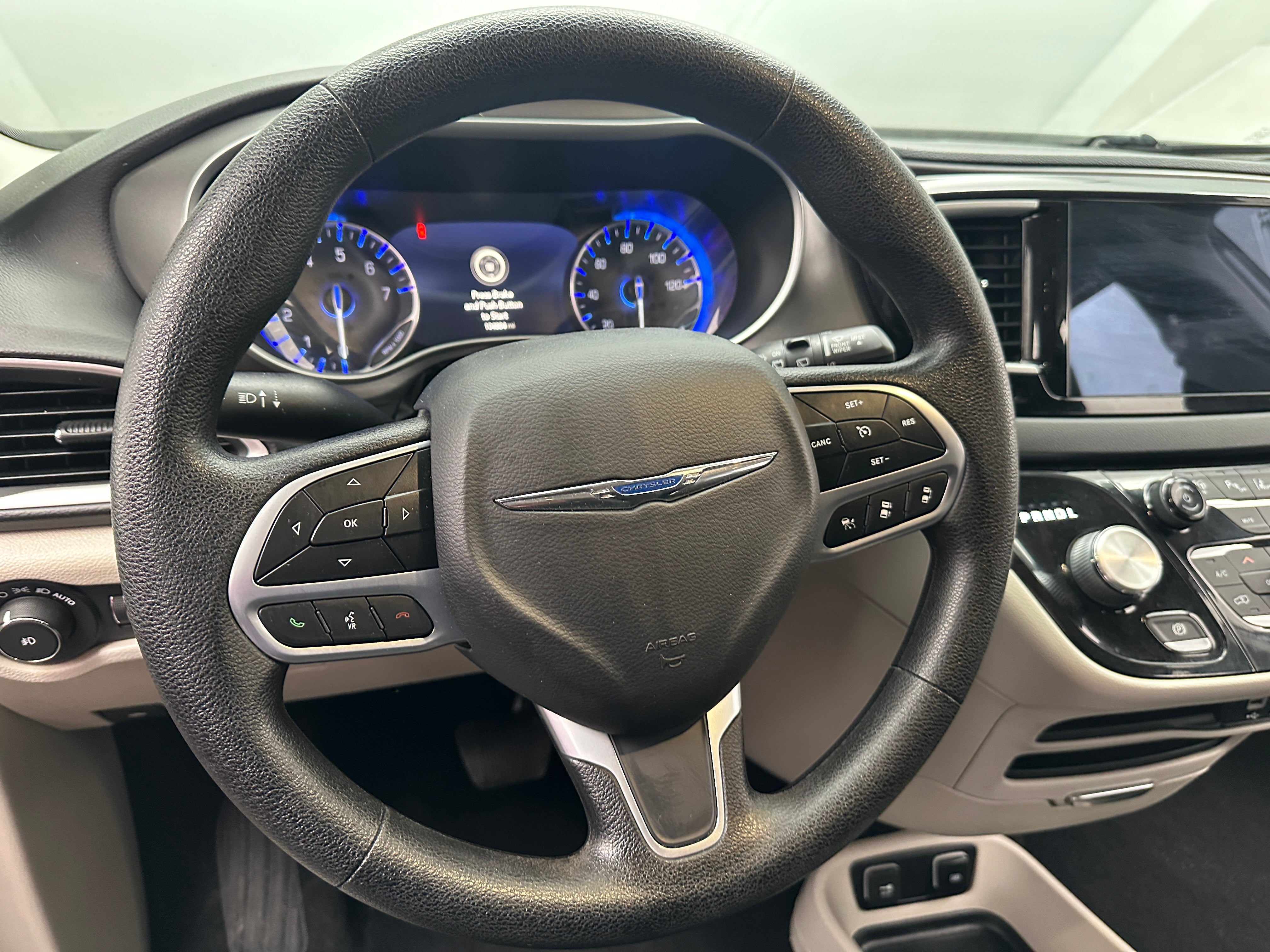 2020 Chrysler Pacifica Touring 5