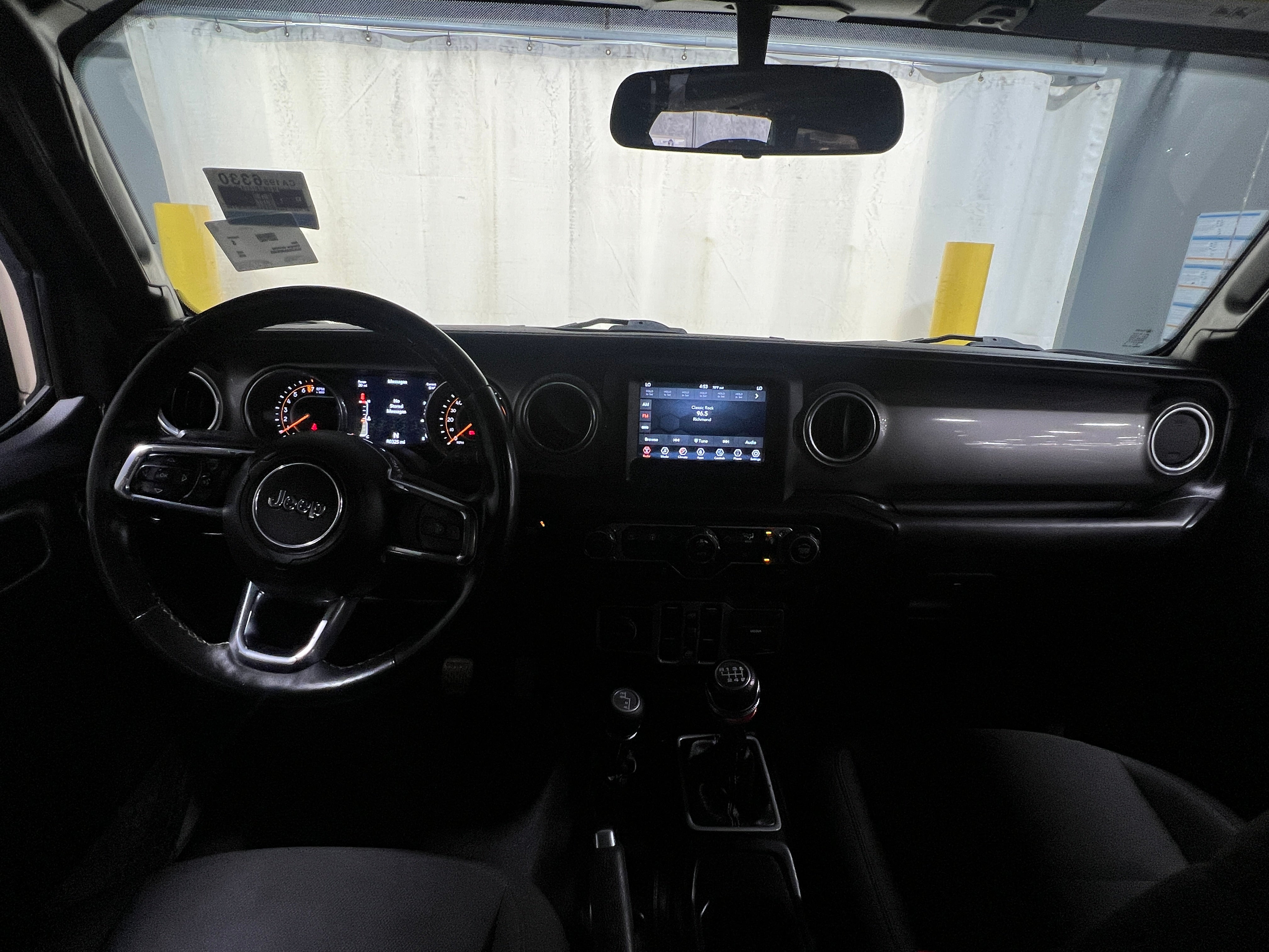 2018 Jeep Wrangler Unlimited Sahara 3