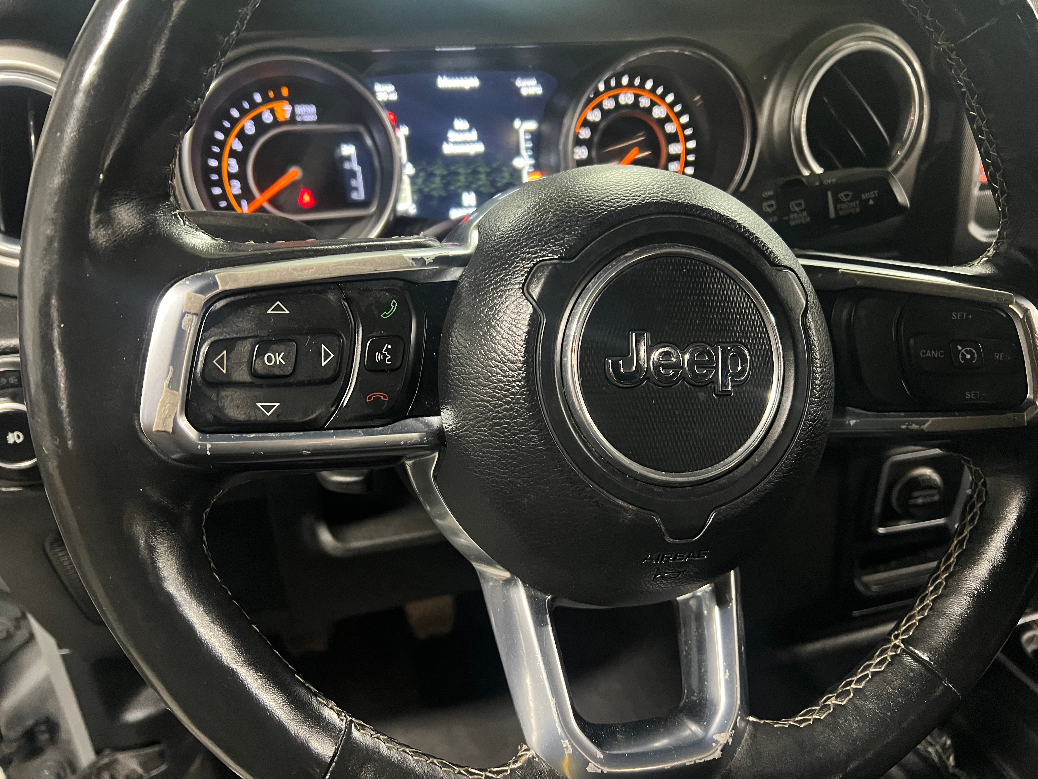 2018 Jeep Wrangler Unlimited Sahara 5