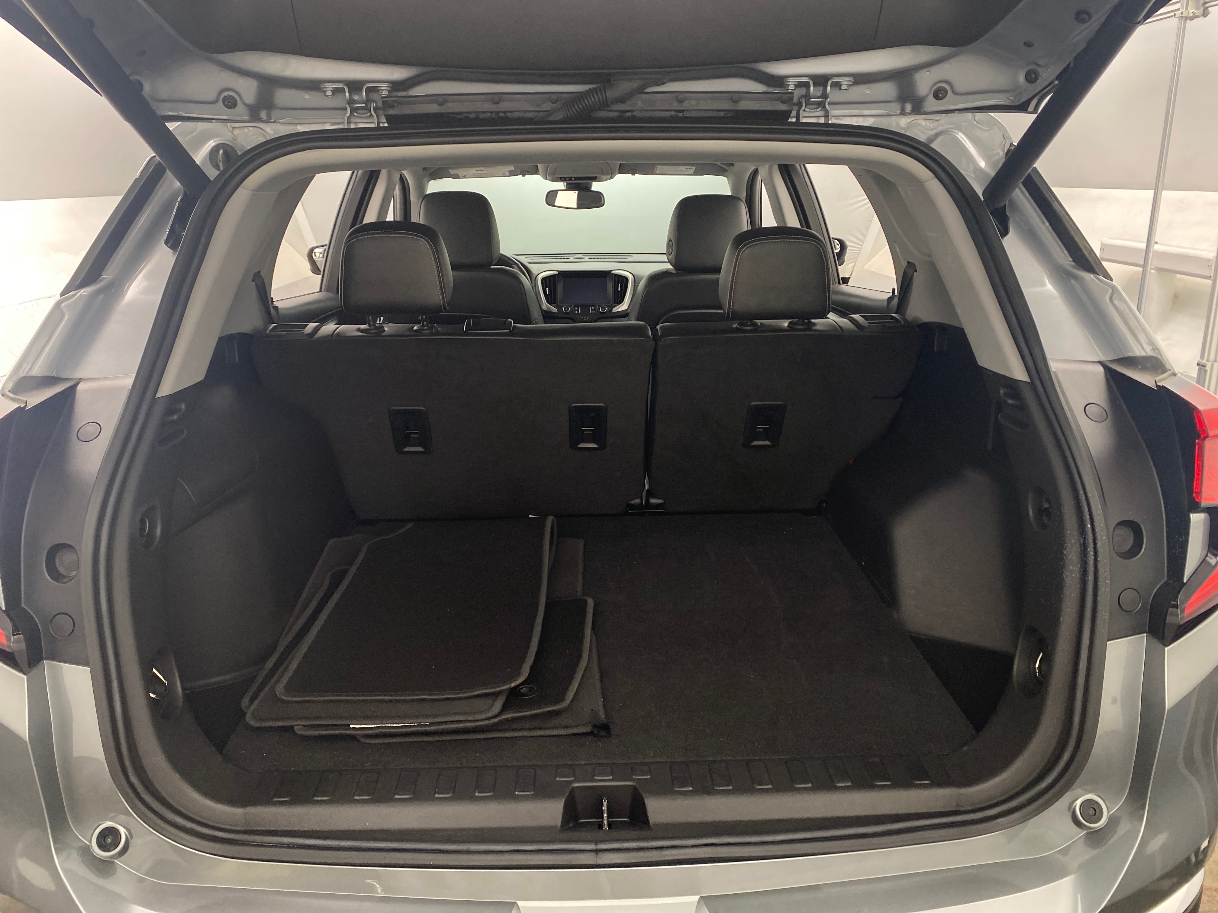 2023 GMC Terrain SLT 6