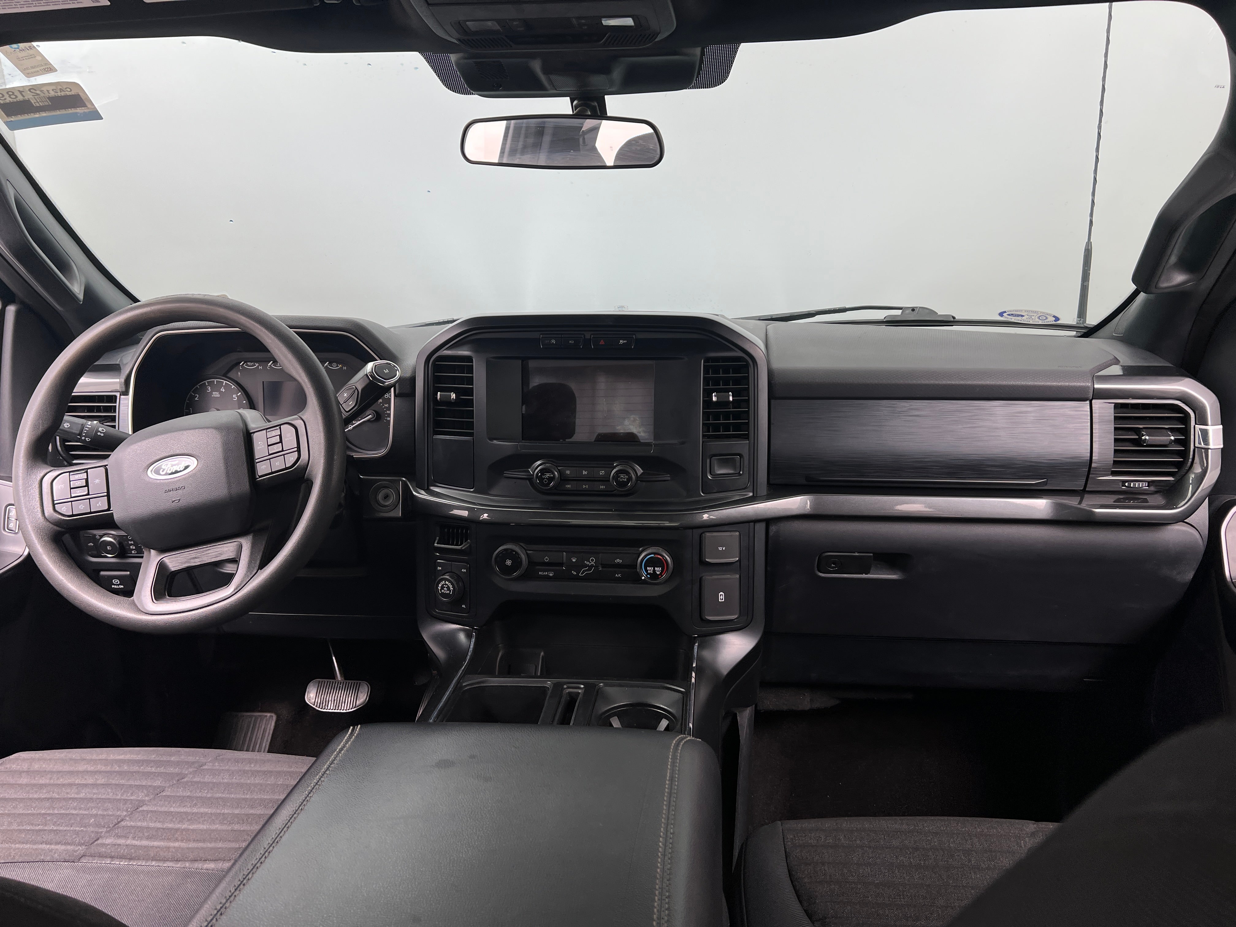 2021 Ford Econoline E-150 3