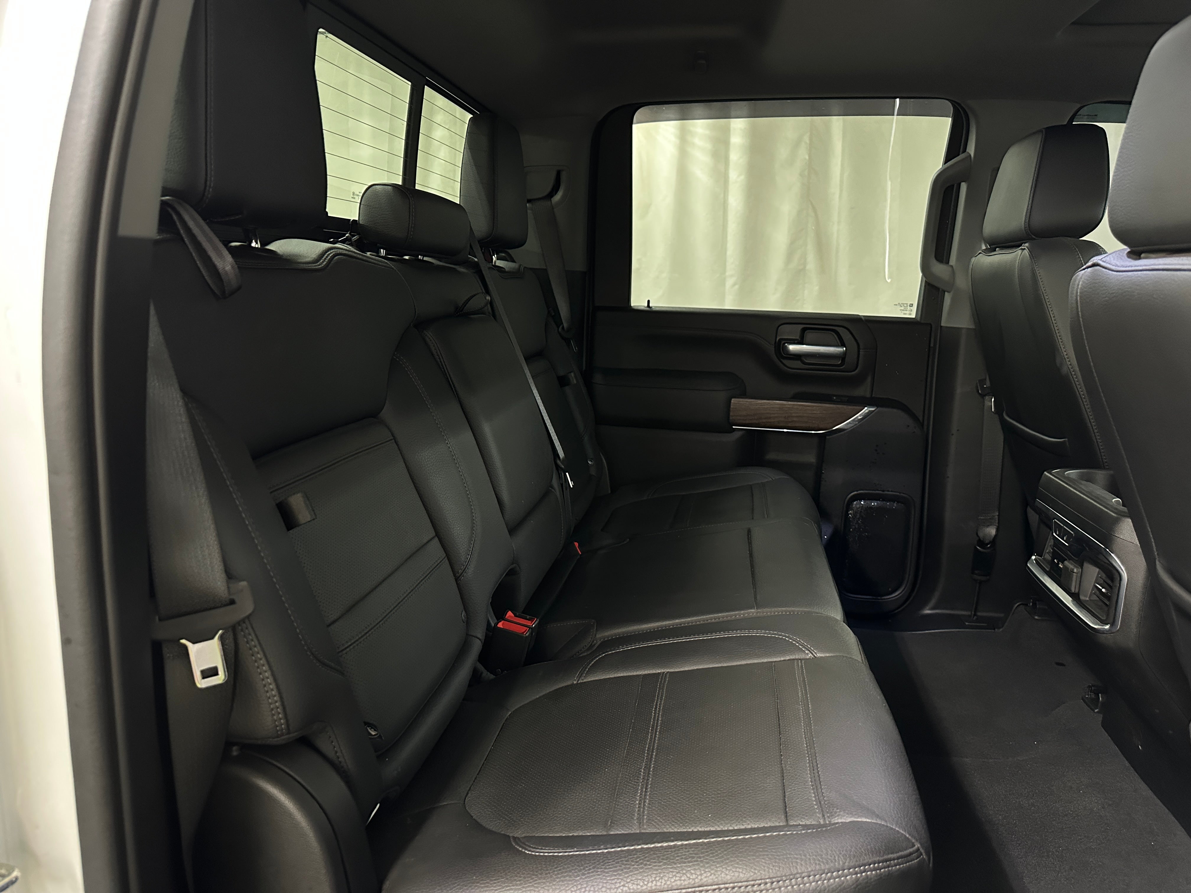 2023 GMC Sierra 3500  5