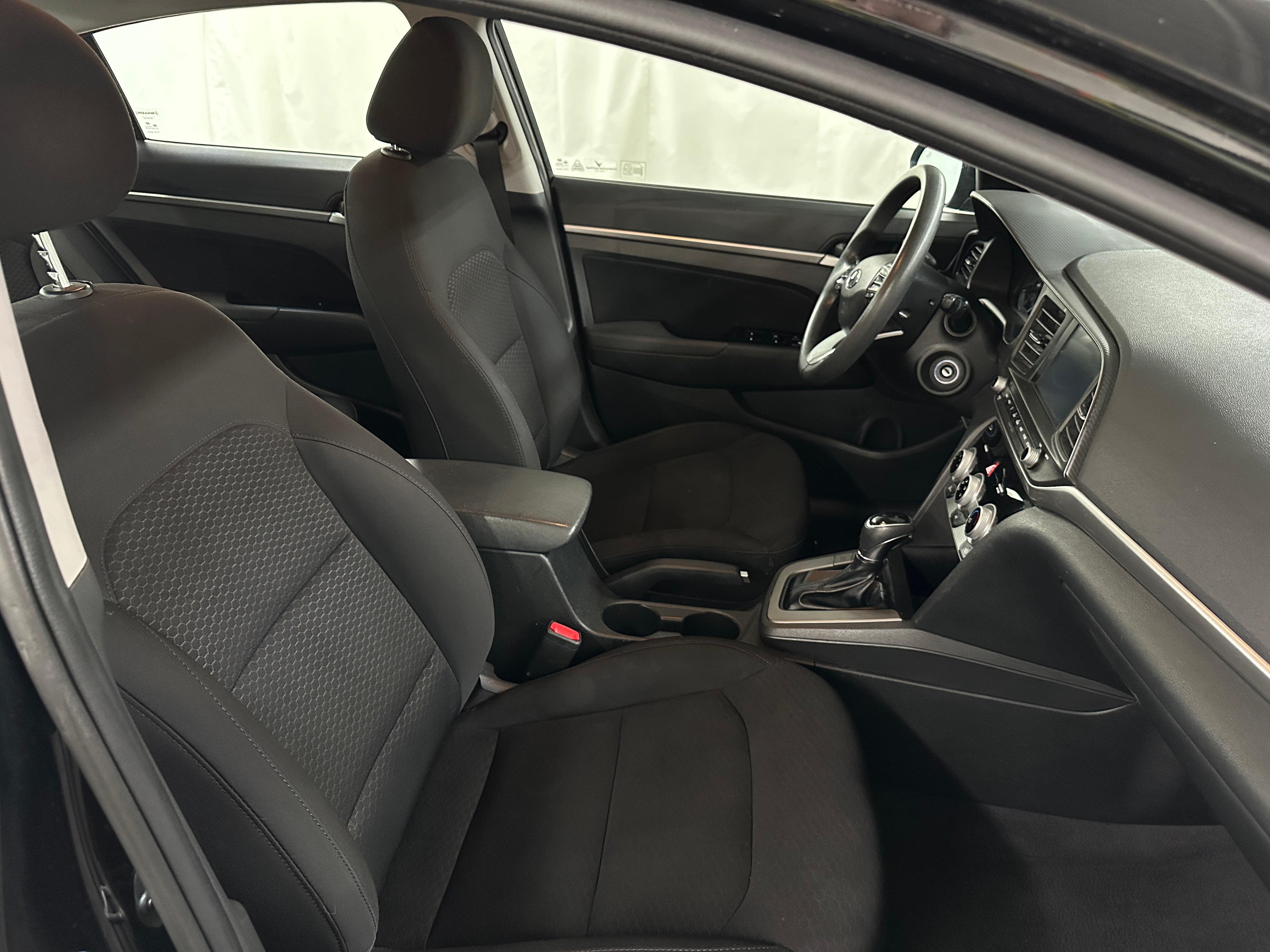 2019 Hyundai Elantra SEL 2