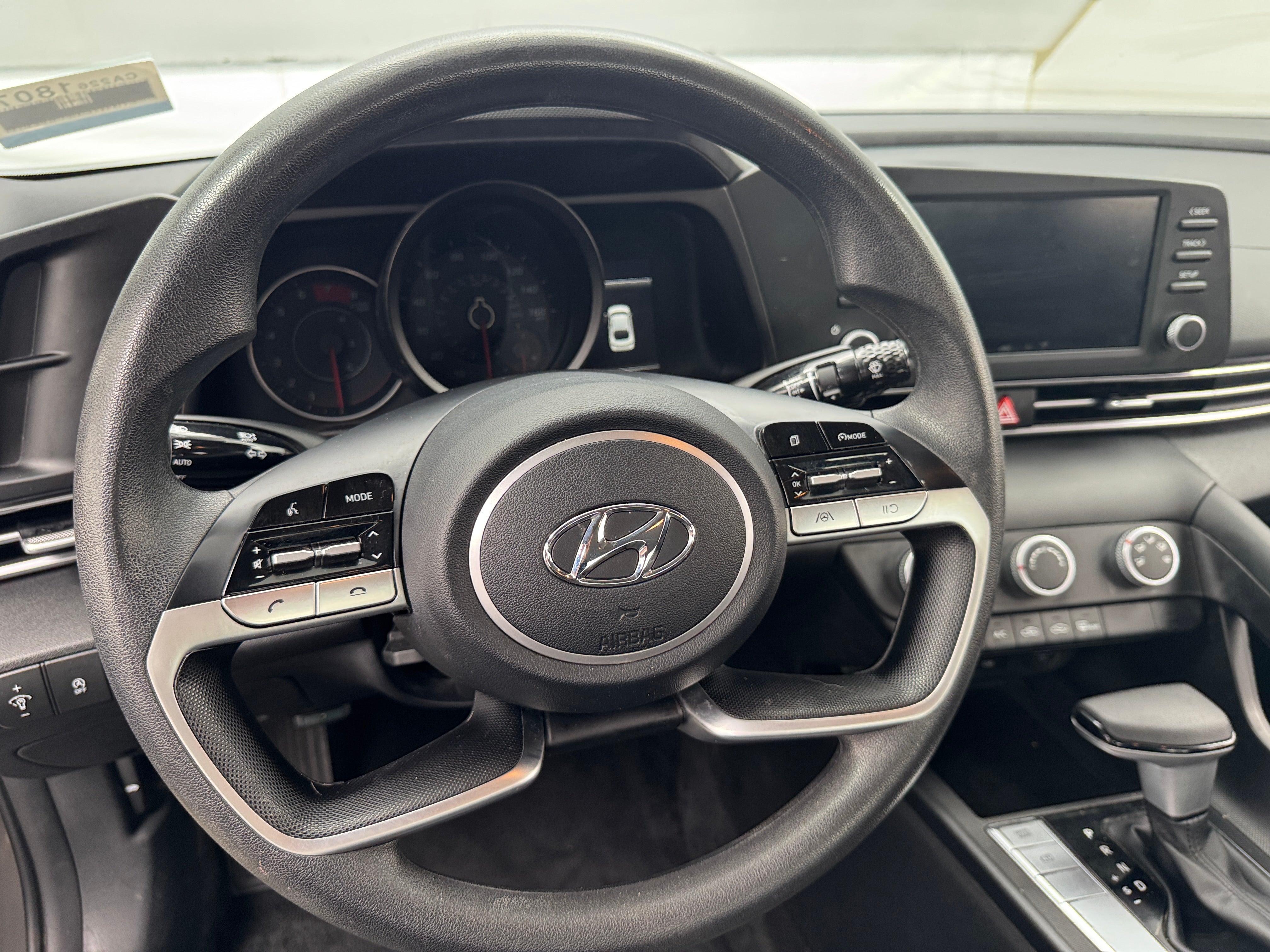 2023 Hyundai Elantra SE 5