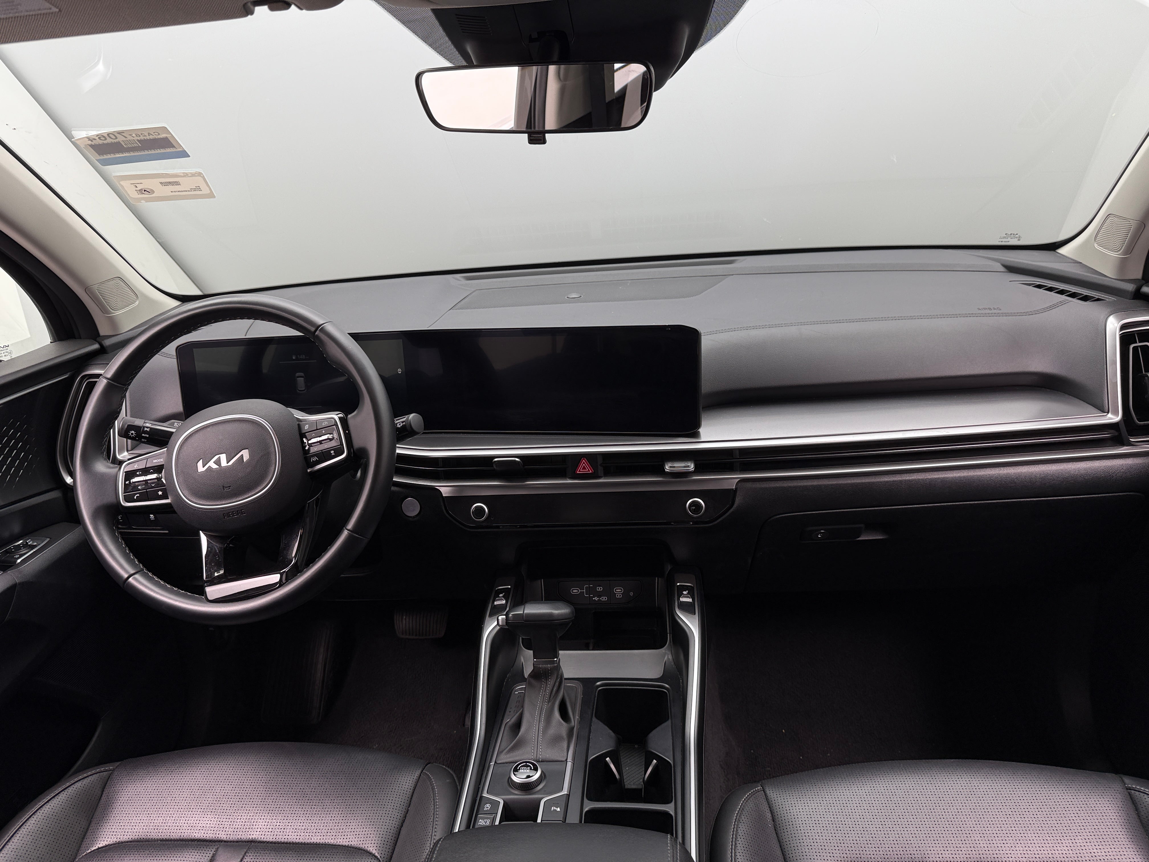 2024 Kia Sorento S 2