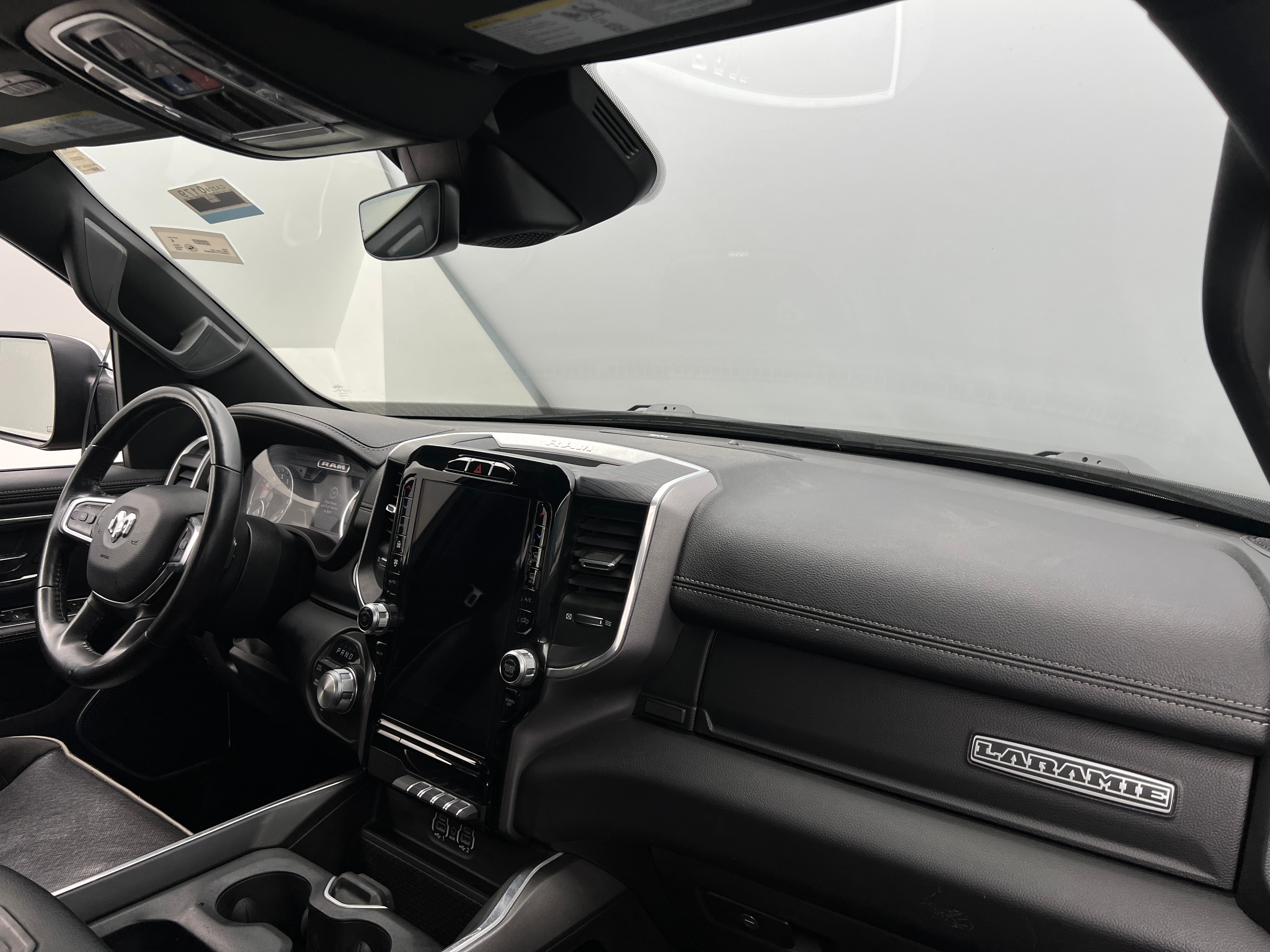 2023 RAM 1500 Laramie 2