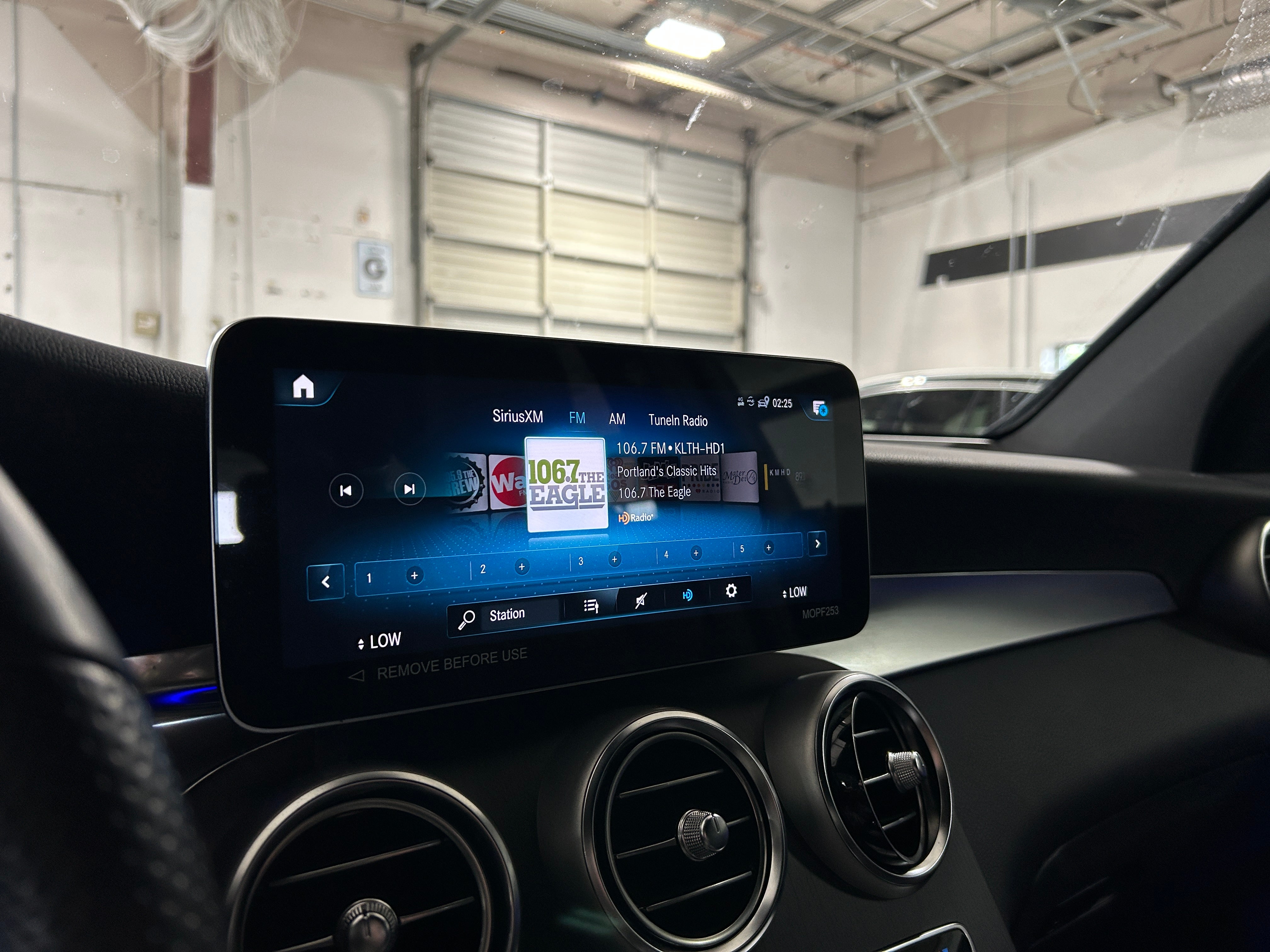2022 Mercedes-Benz GLC 300 3