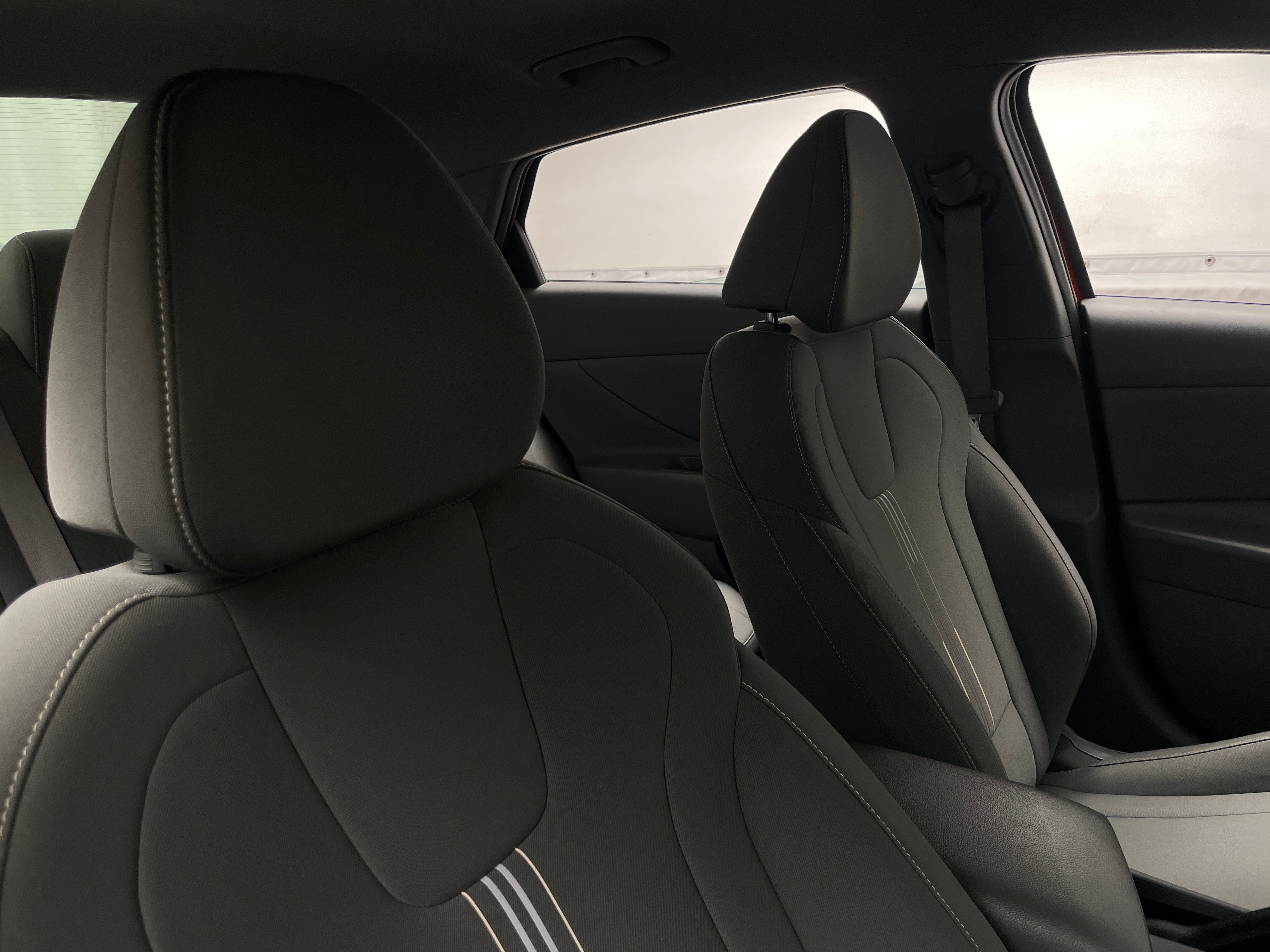 2024 Hyundai Elantra SEL 2