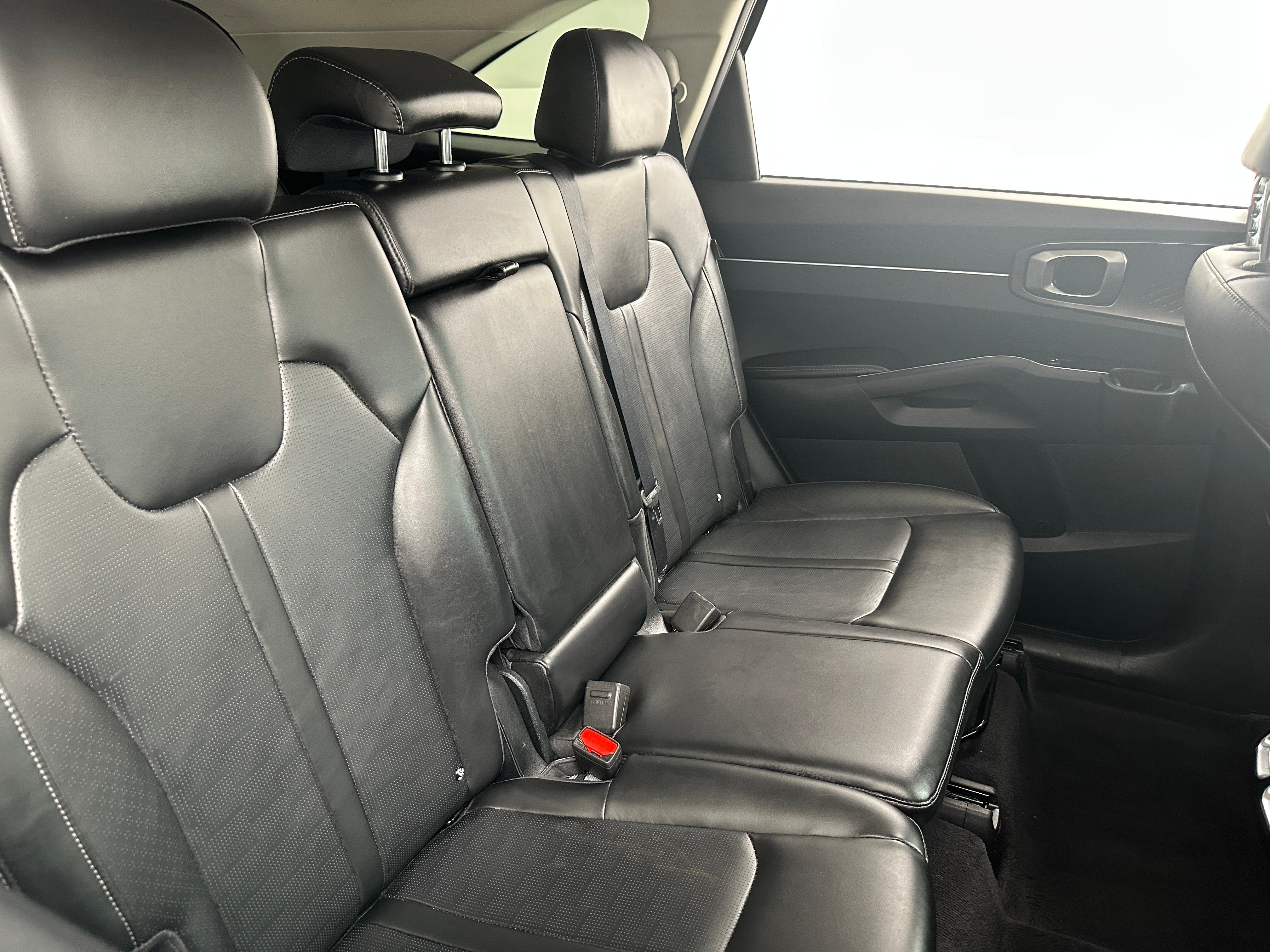 2024 Kia Sorento S 6