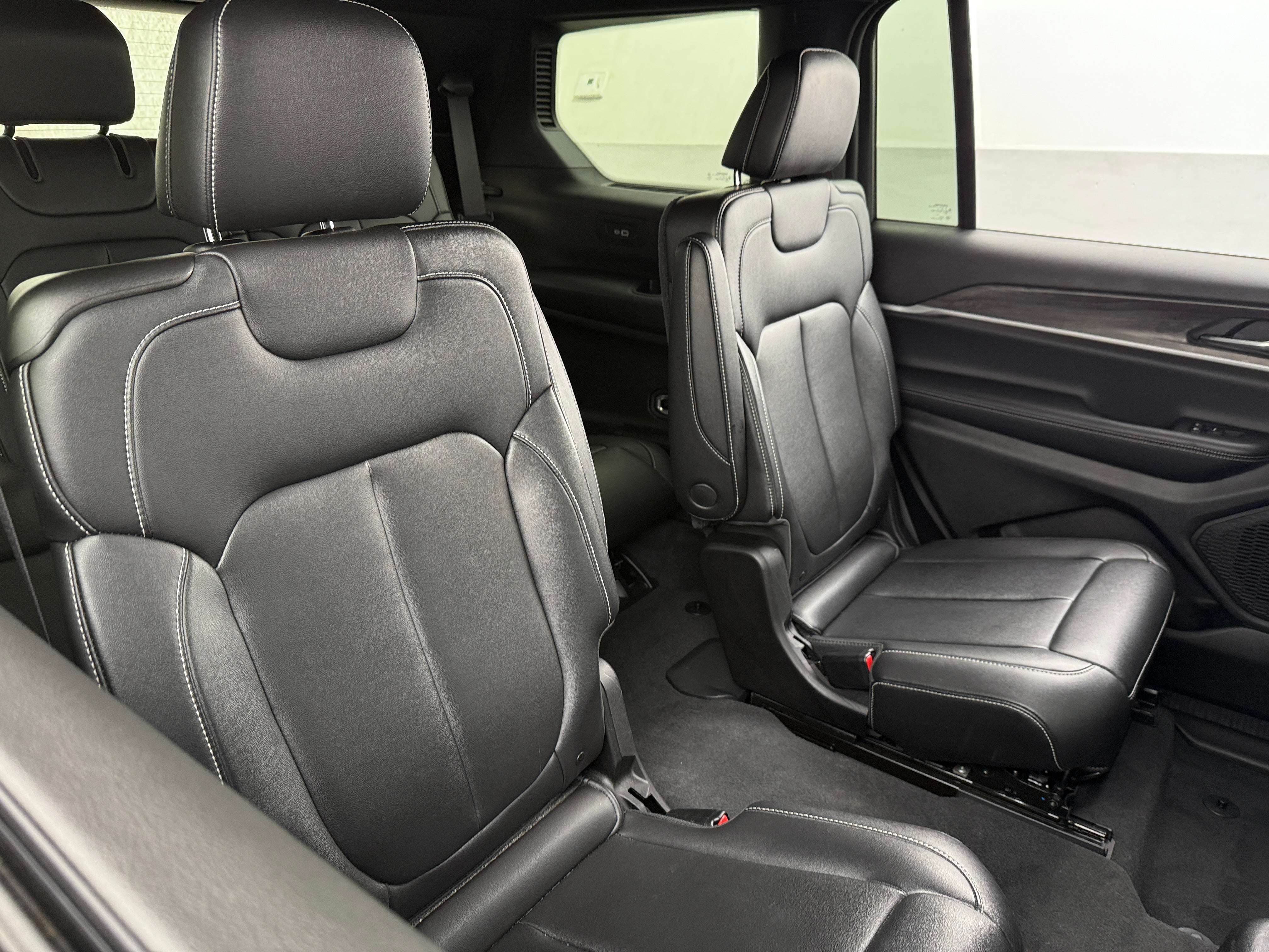 2024 Jeep Grand Cherokee L Limited Edition 5