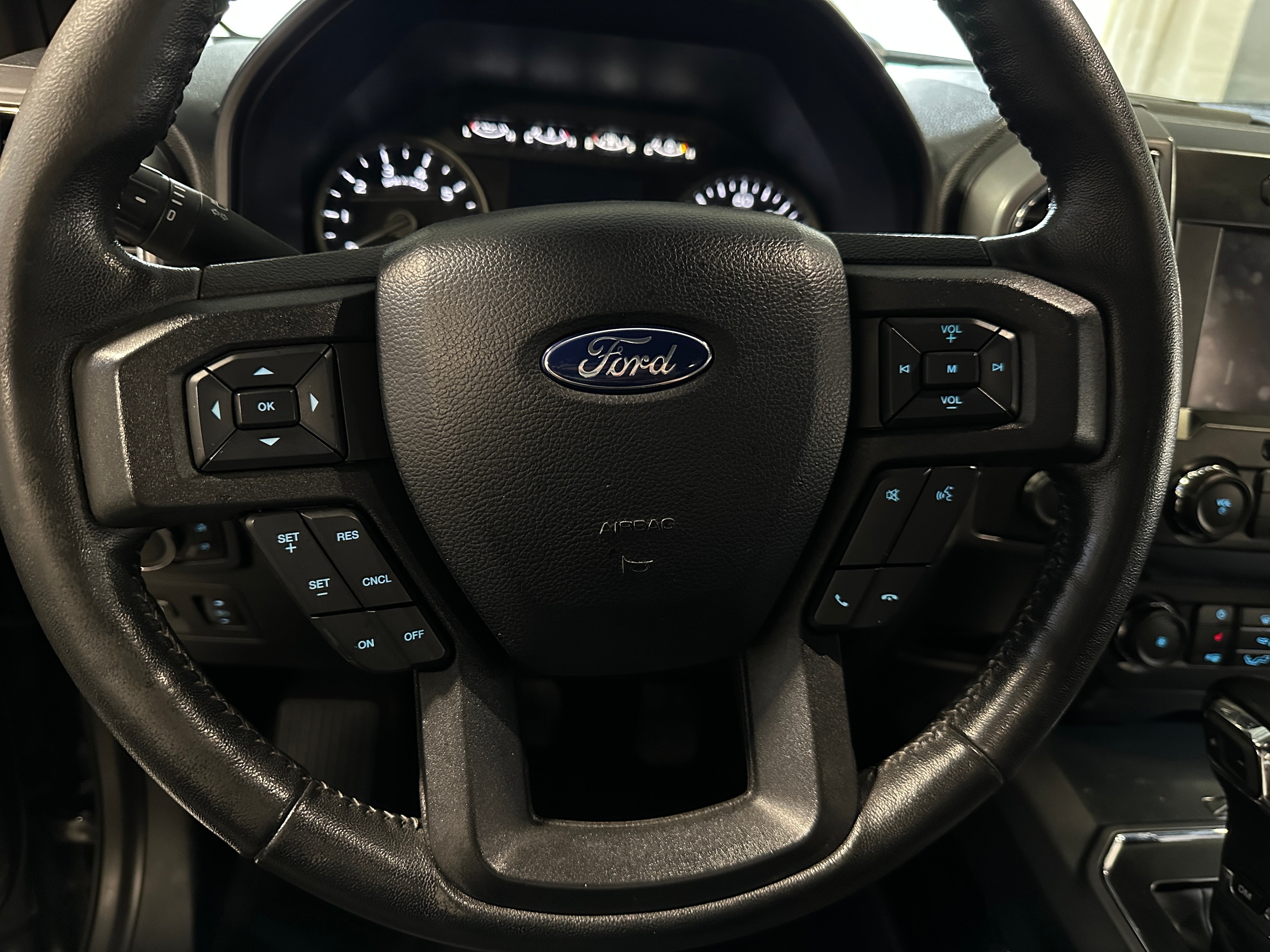 2020 Ford Econoline E-150 5