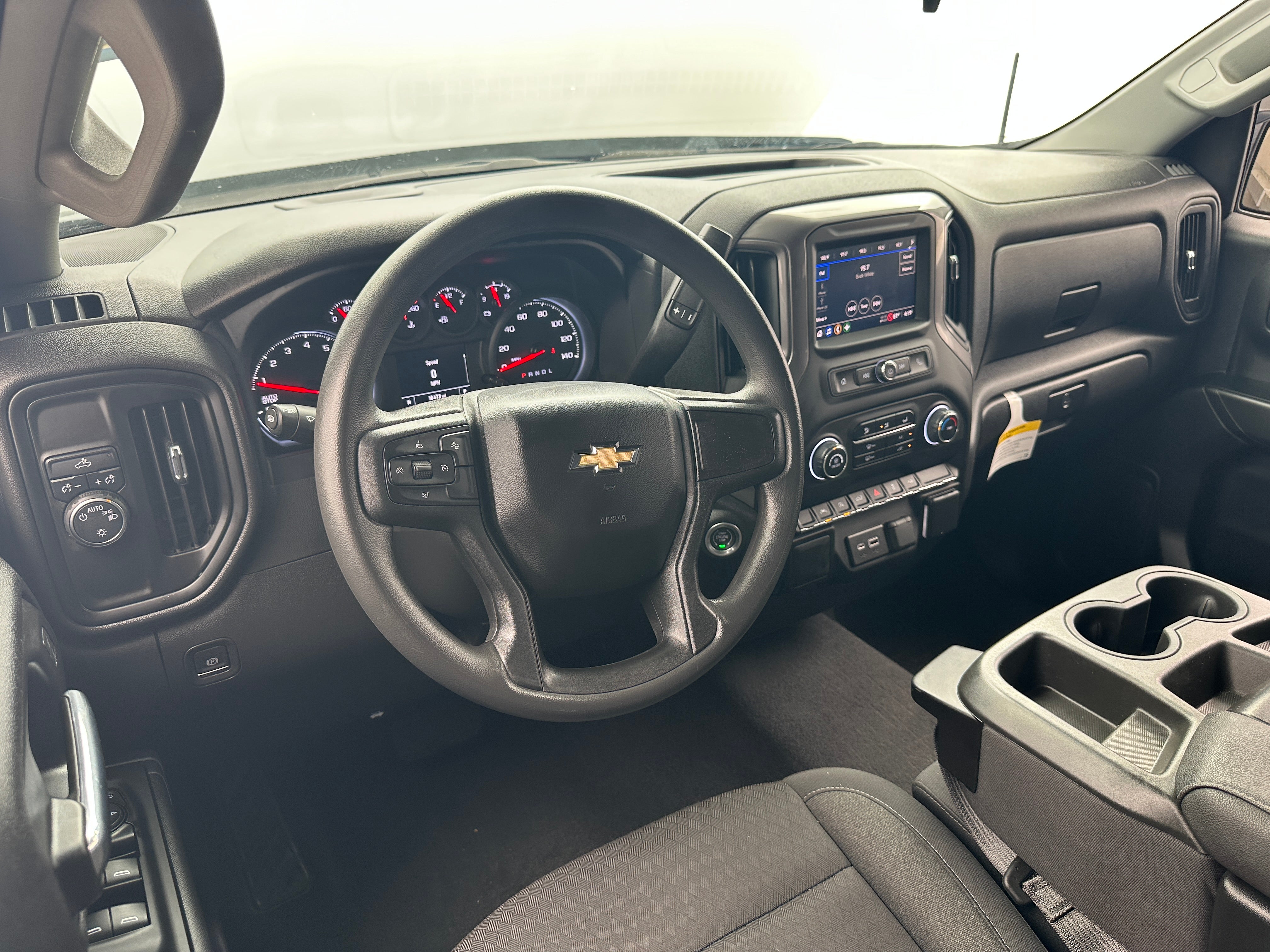 2023 Chevrolet Silverado 1500 Custom 3
