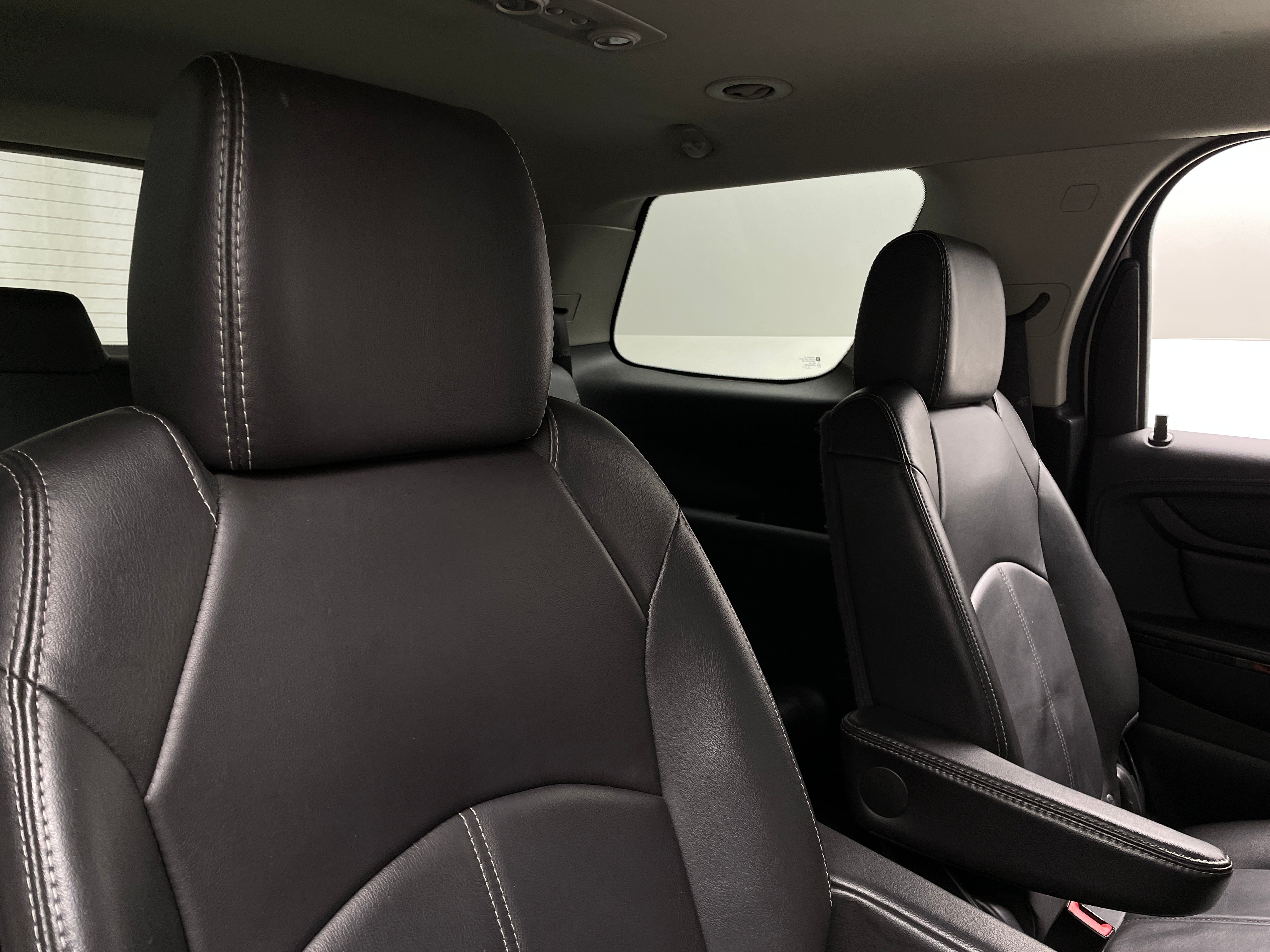 2017 GMC Acadia  5