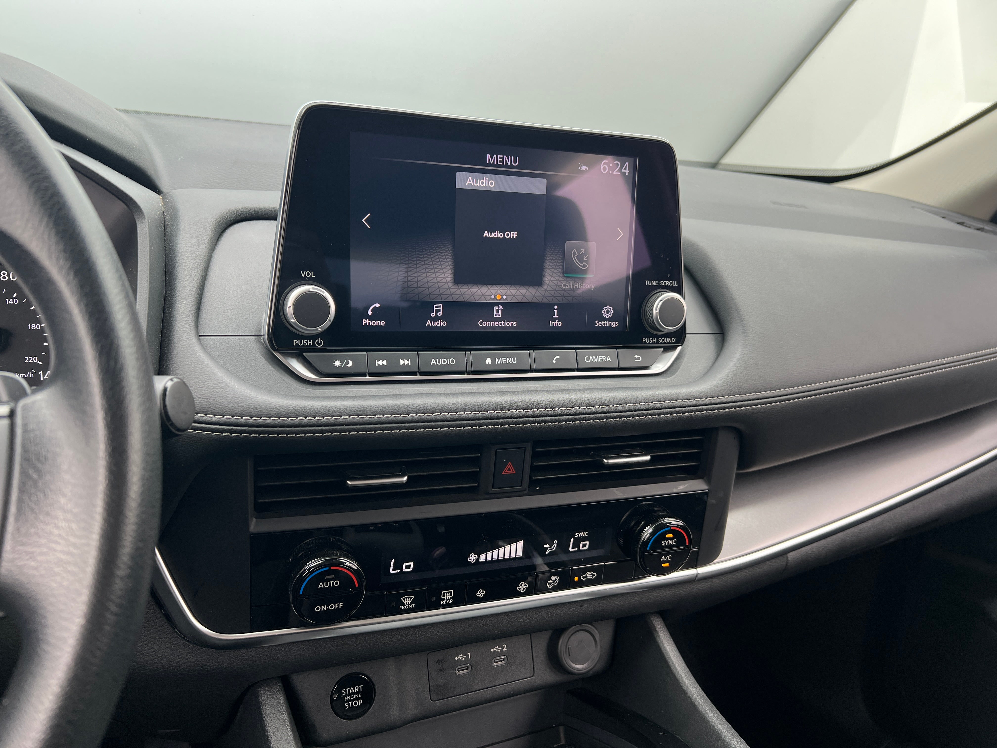 2024 Nissan Rogue SV 4