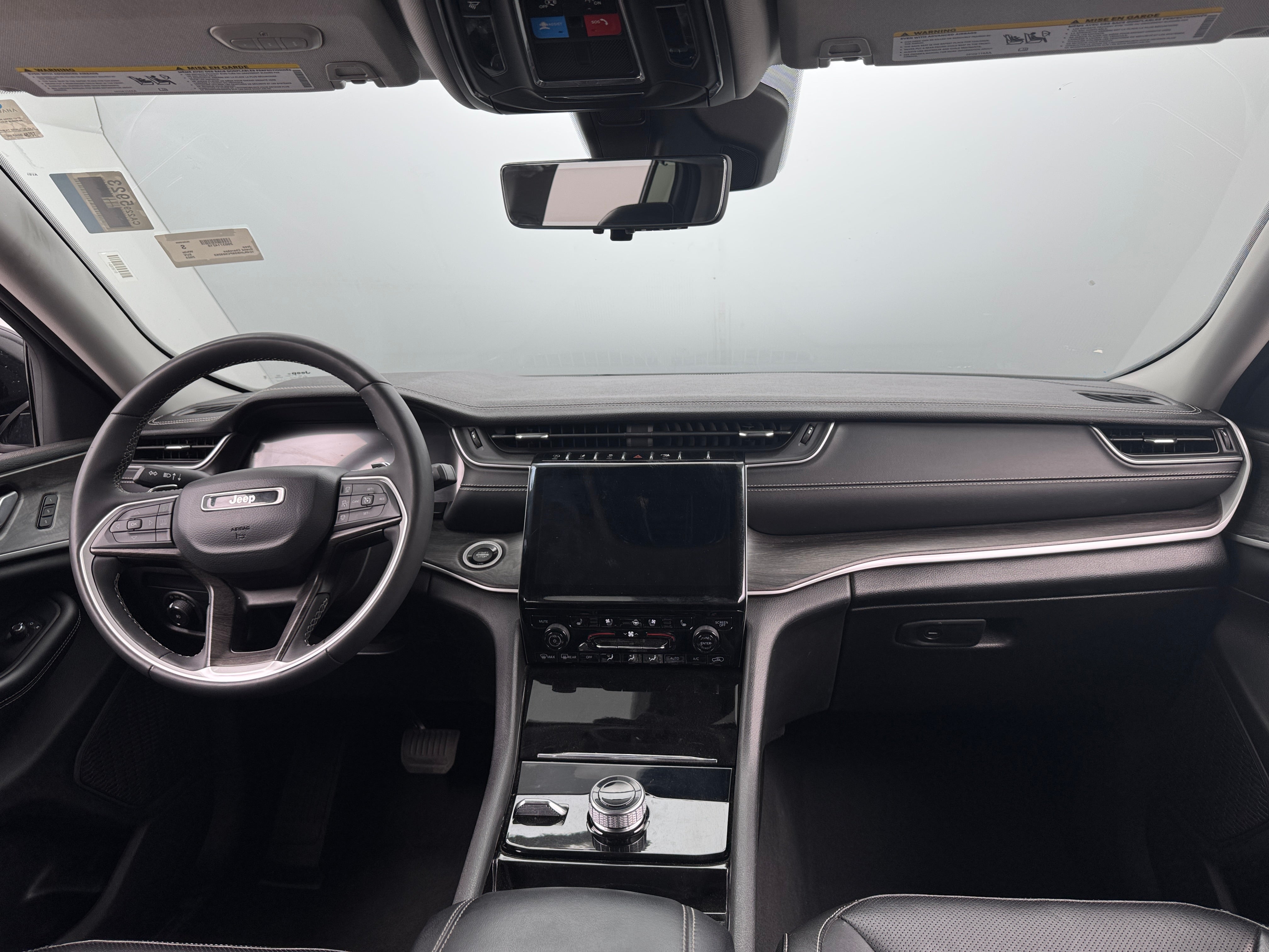 2023 Jeep Grand Cherokee Limited Edition 2