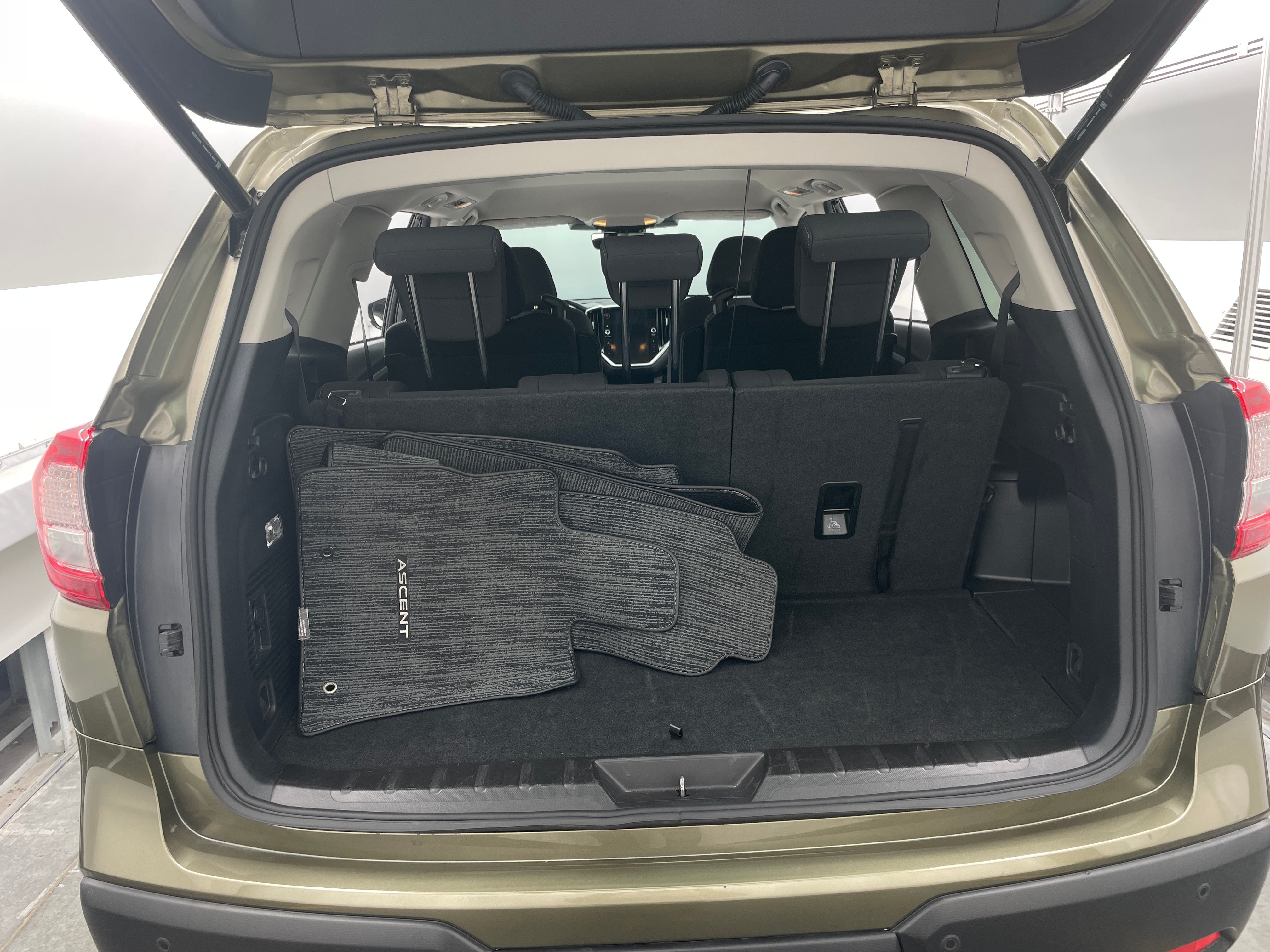 2024 Subaru Ascent Premium 7