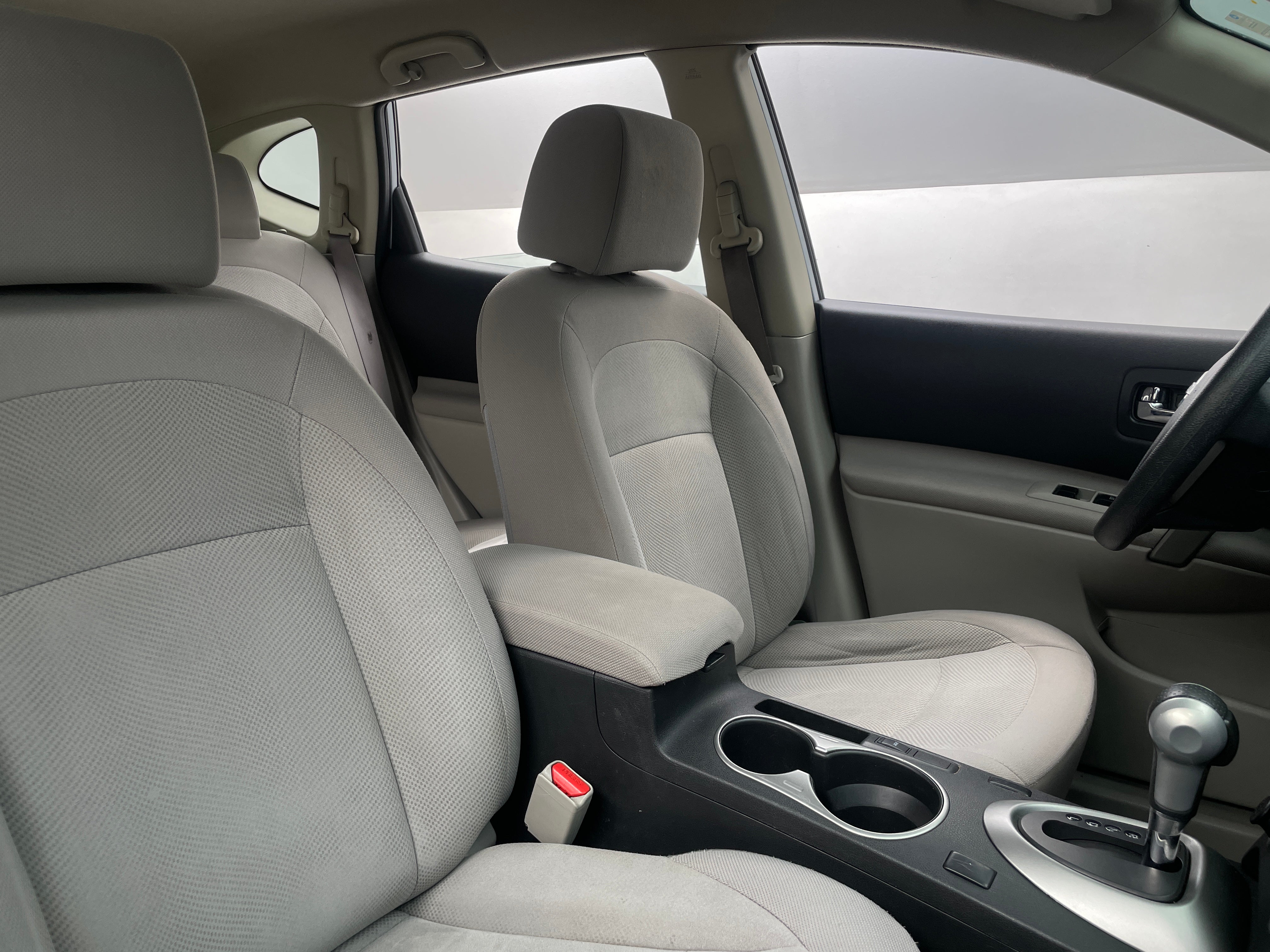 2014 Nissan Rogue S 2