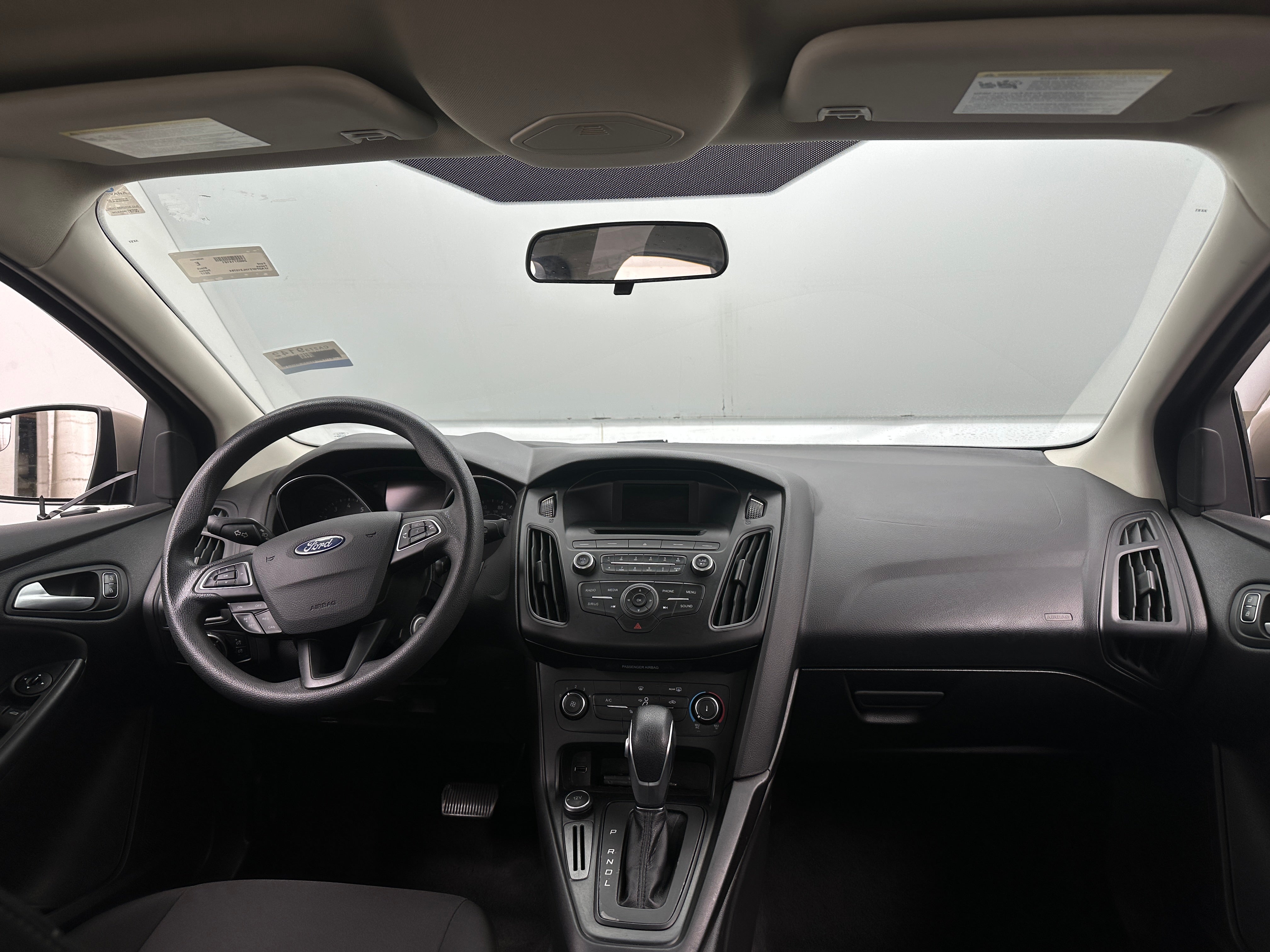 2017 Ford Focus SE 3