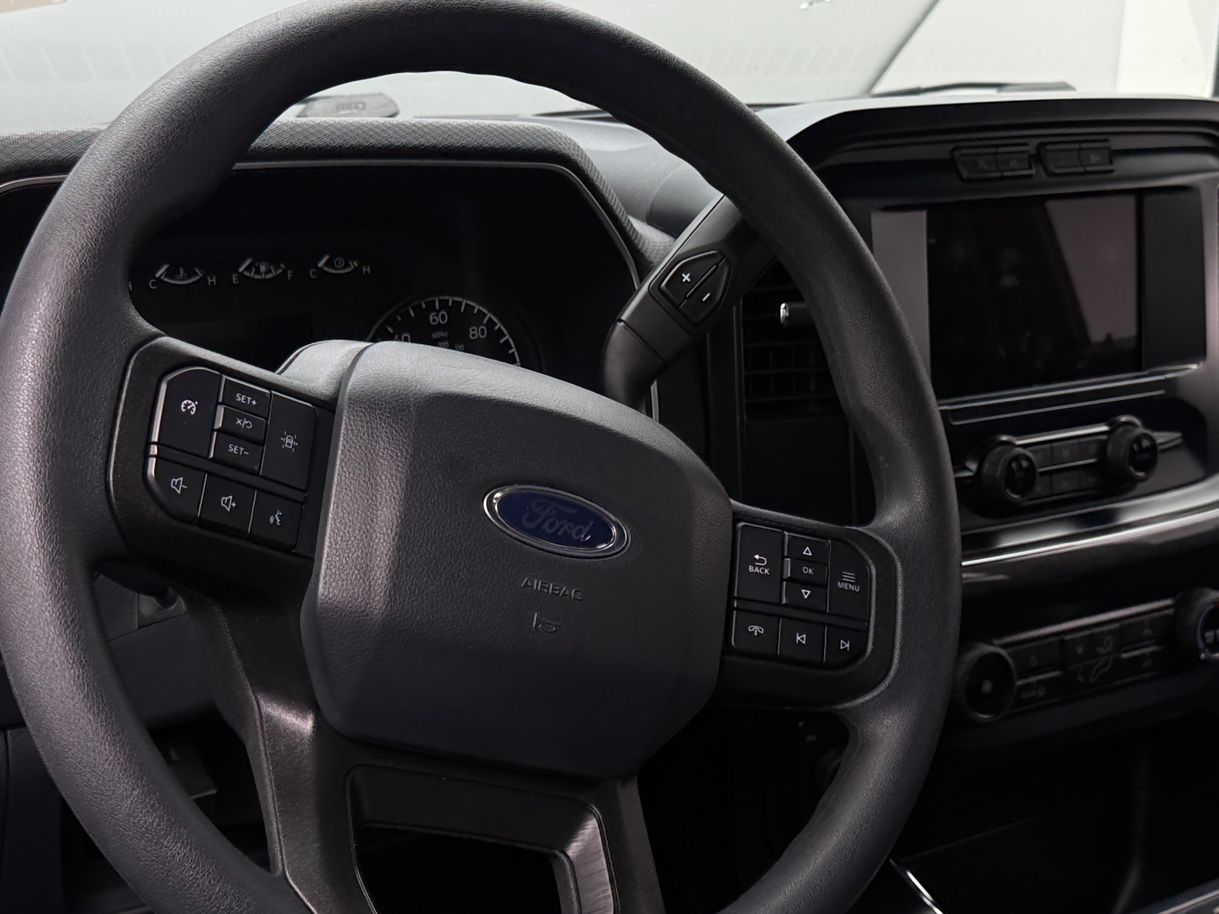 2023 Ford Econoline E-150 5