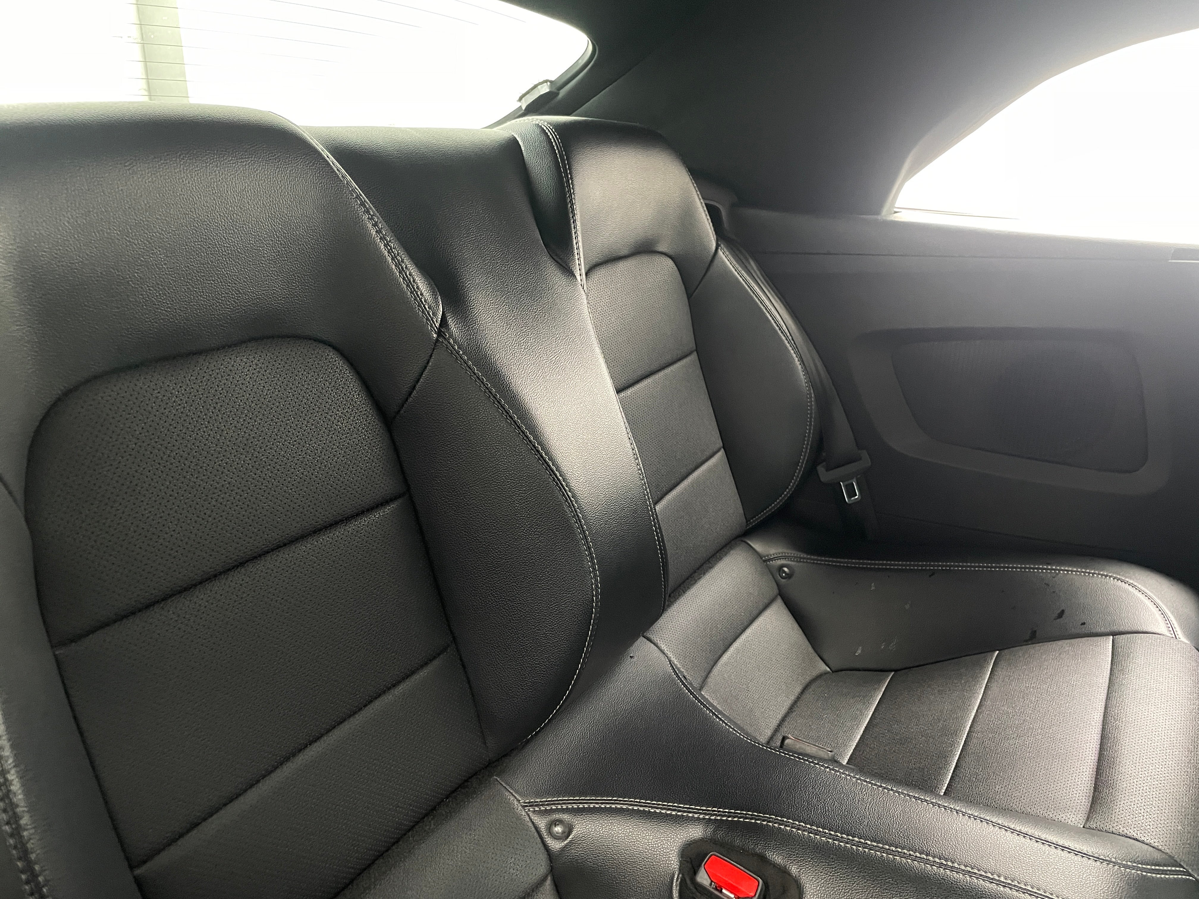 2022 Ford Mustang  5