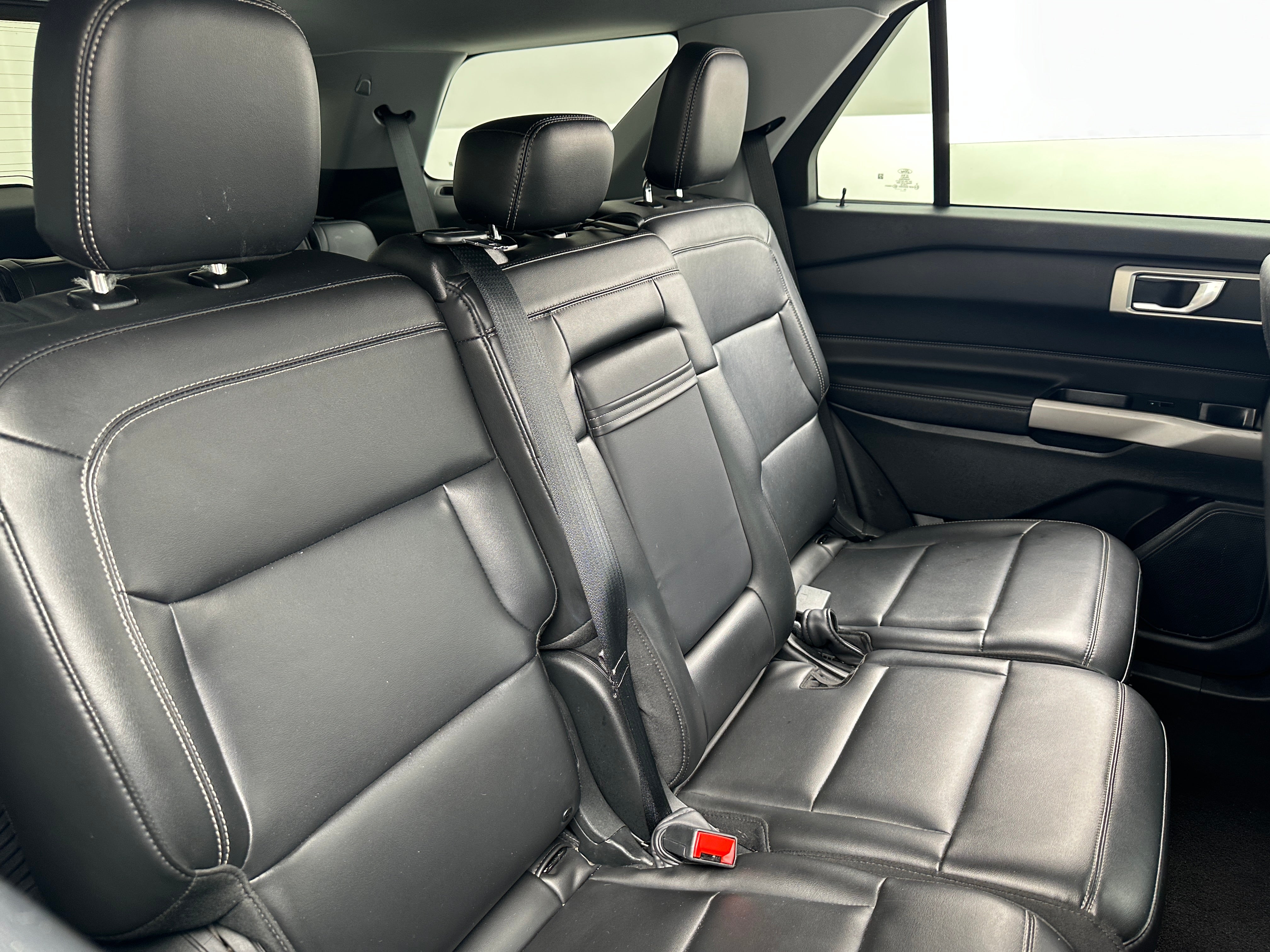 2023 Ford Explorer XLT 6