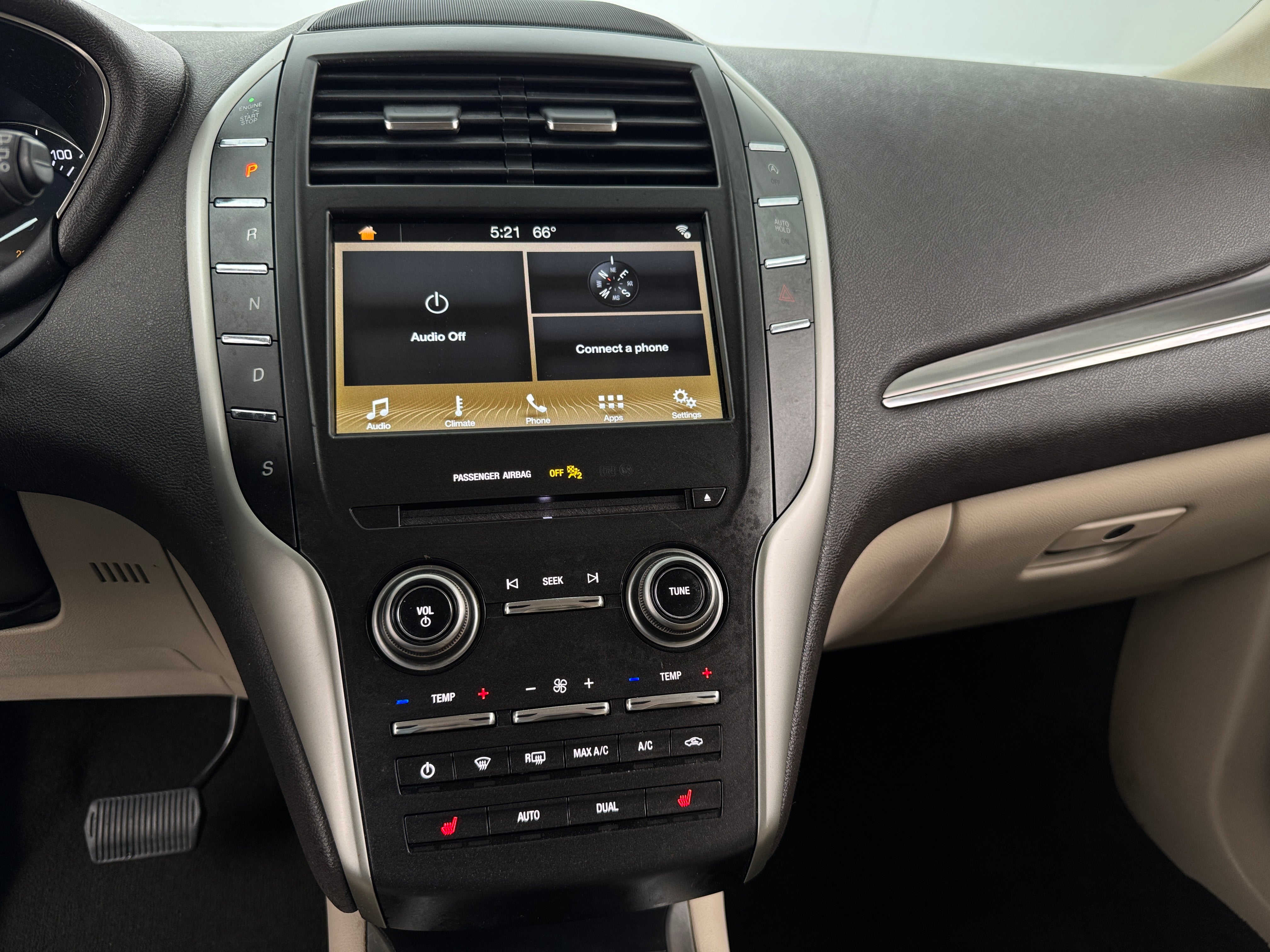 2019 Lincoln MKC Premiere 3