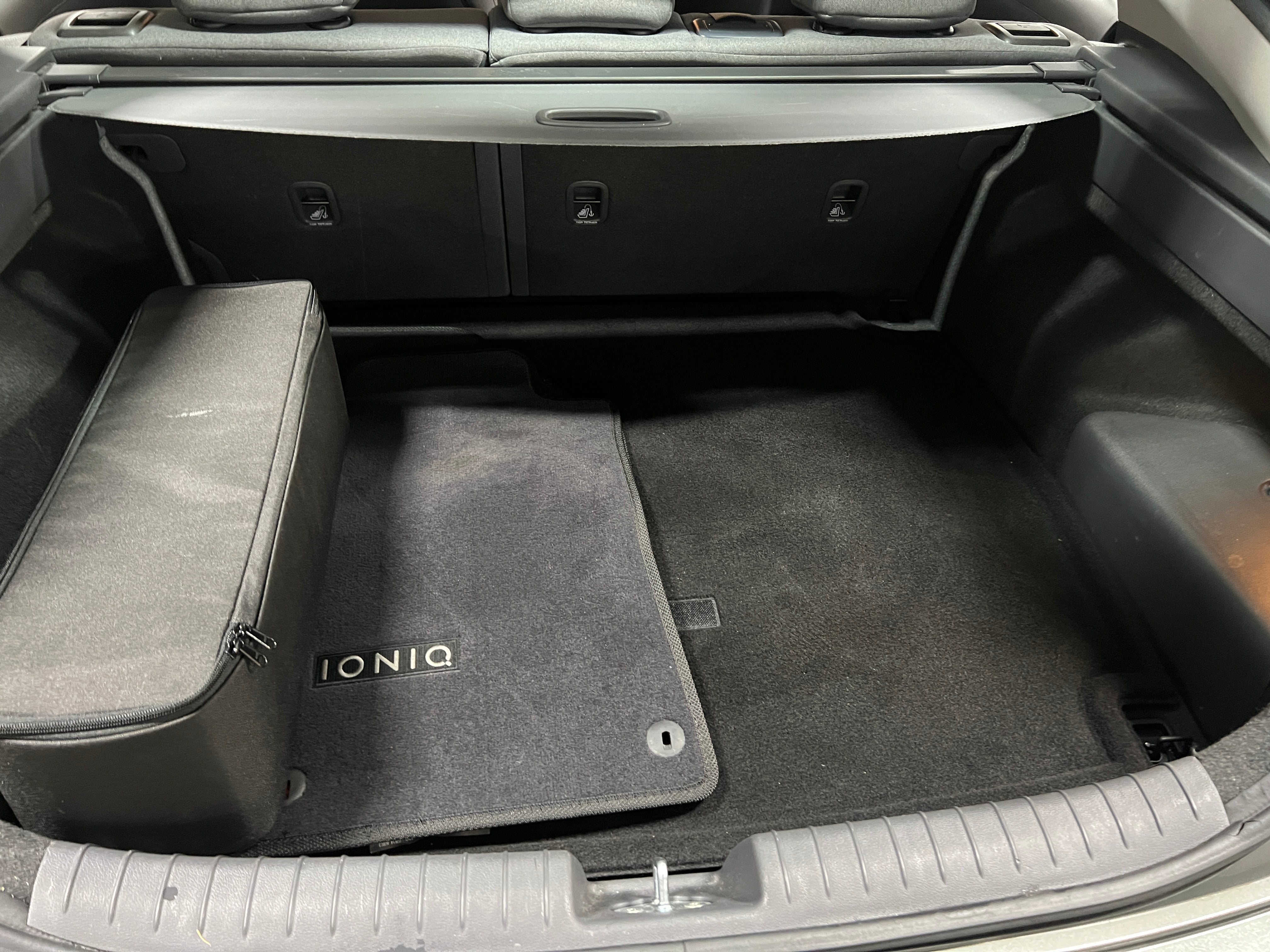 2022 Hyundai Ioniq SEL 7