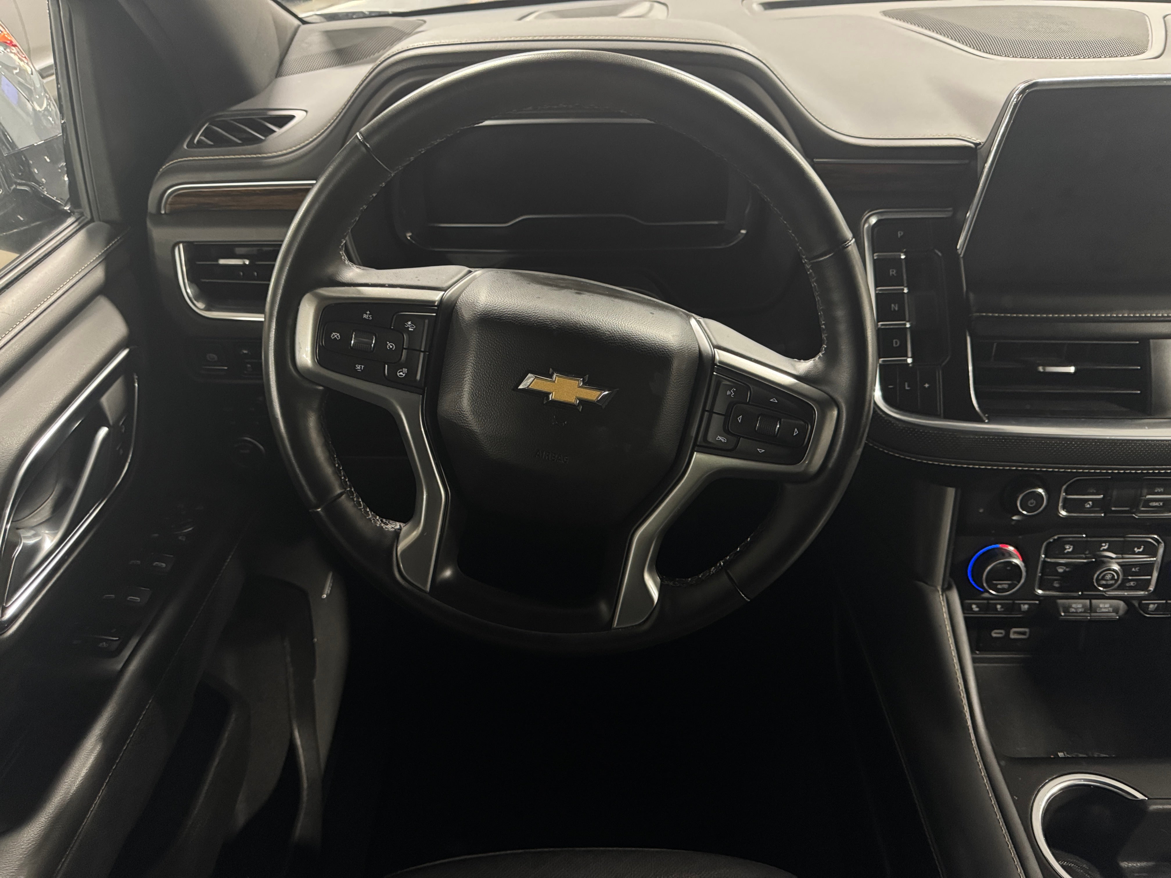 2023 Chevrolet Suburban Premier 4