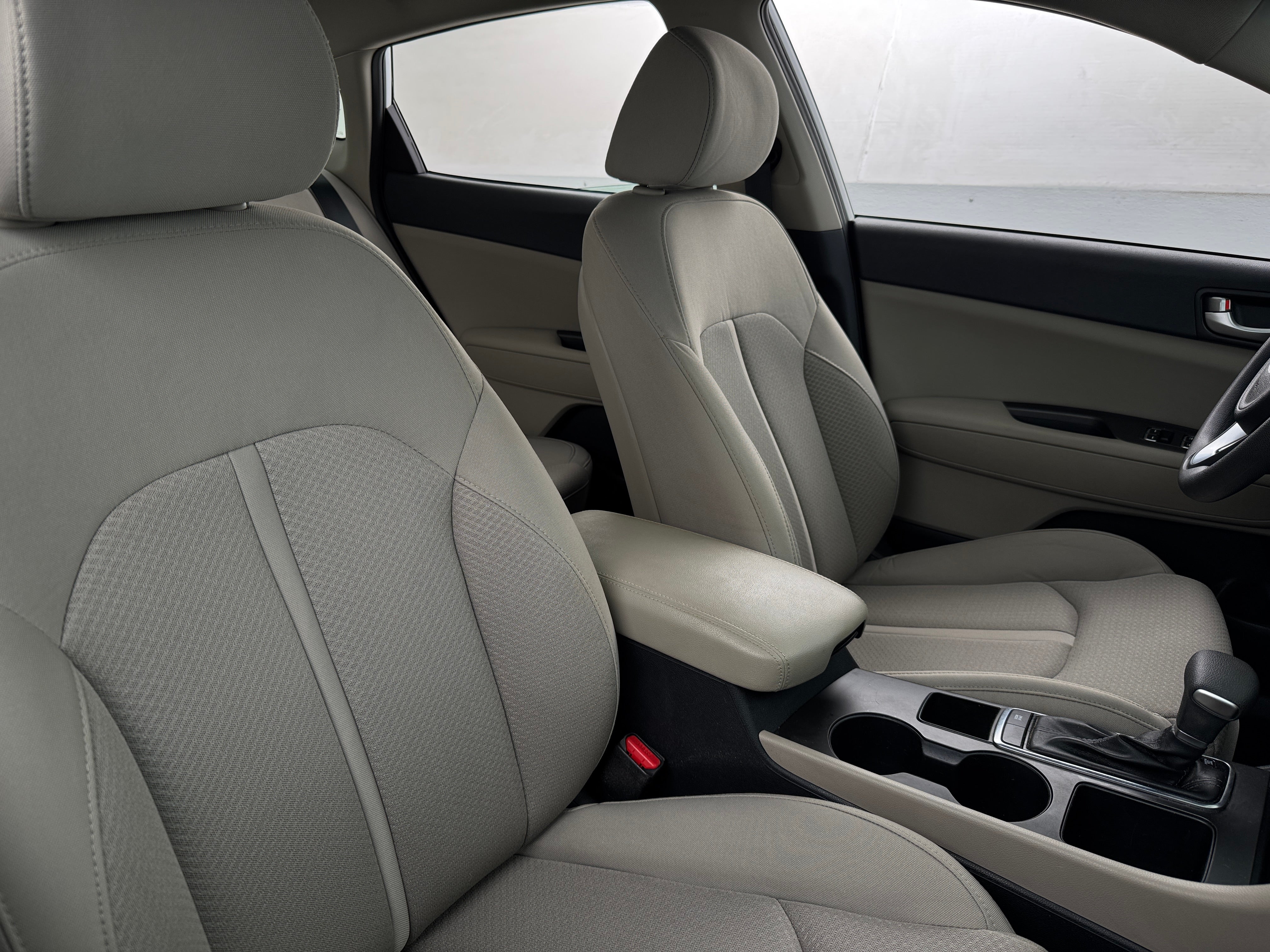 2016 Kia Optima LX 2