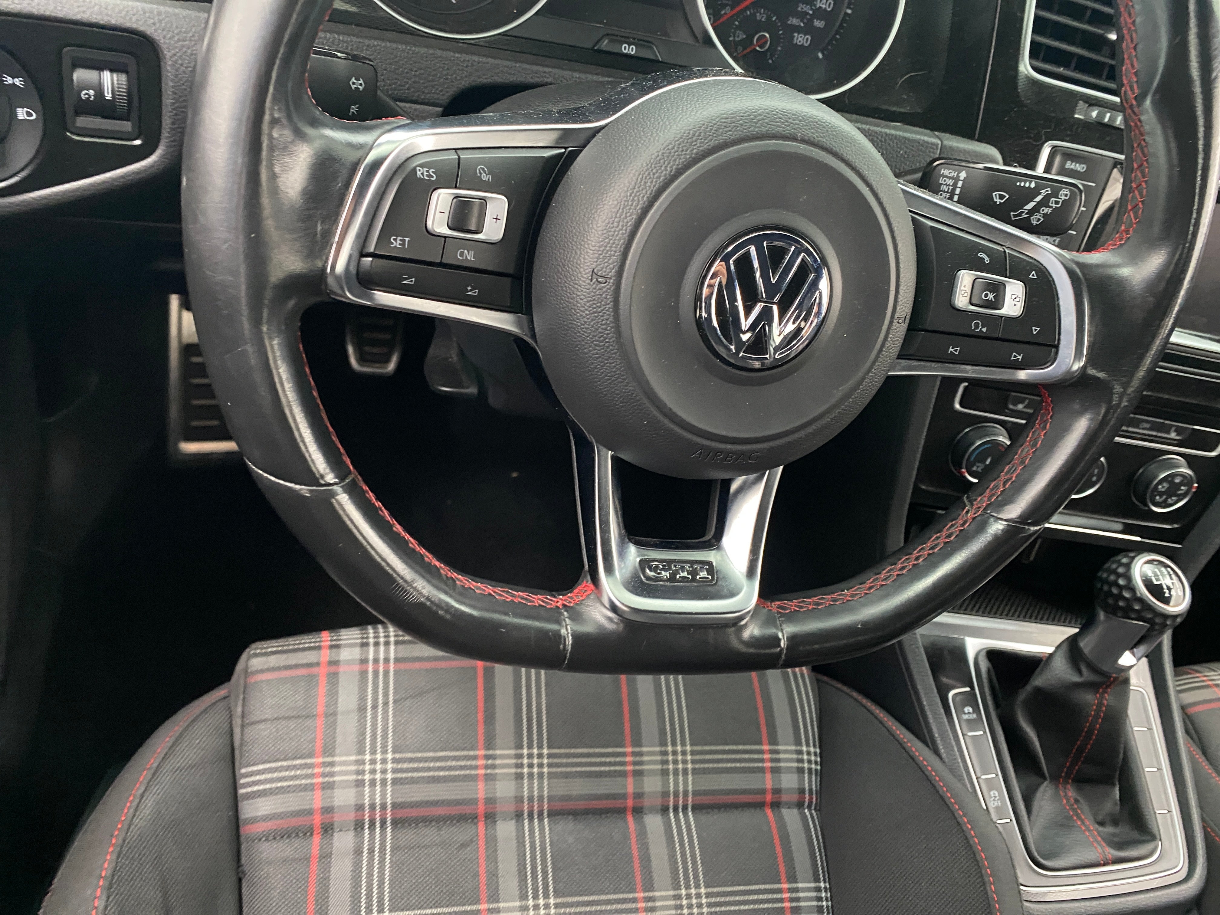 2015 Volkswagen Golf GTI S 5