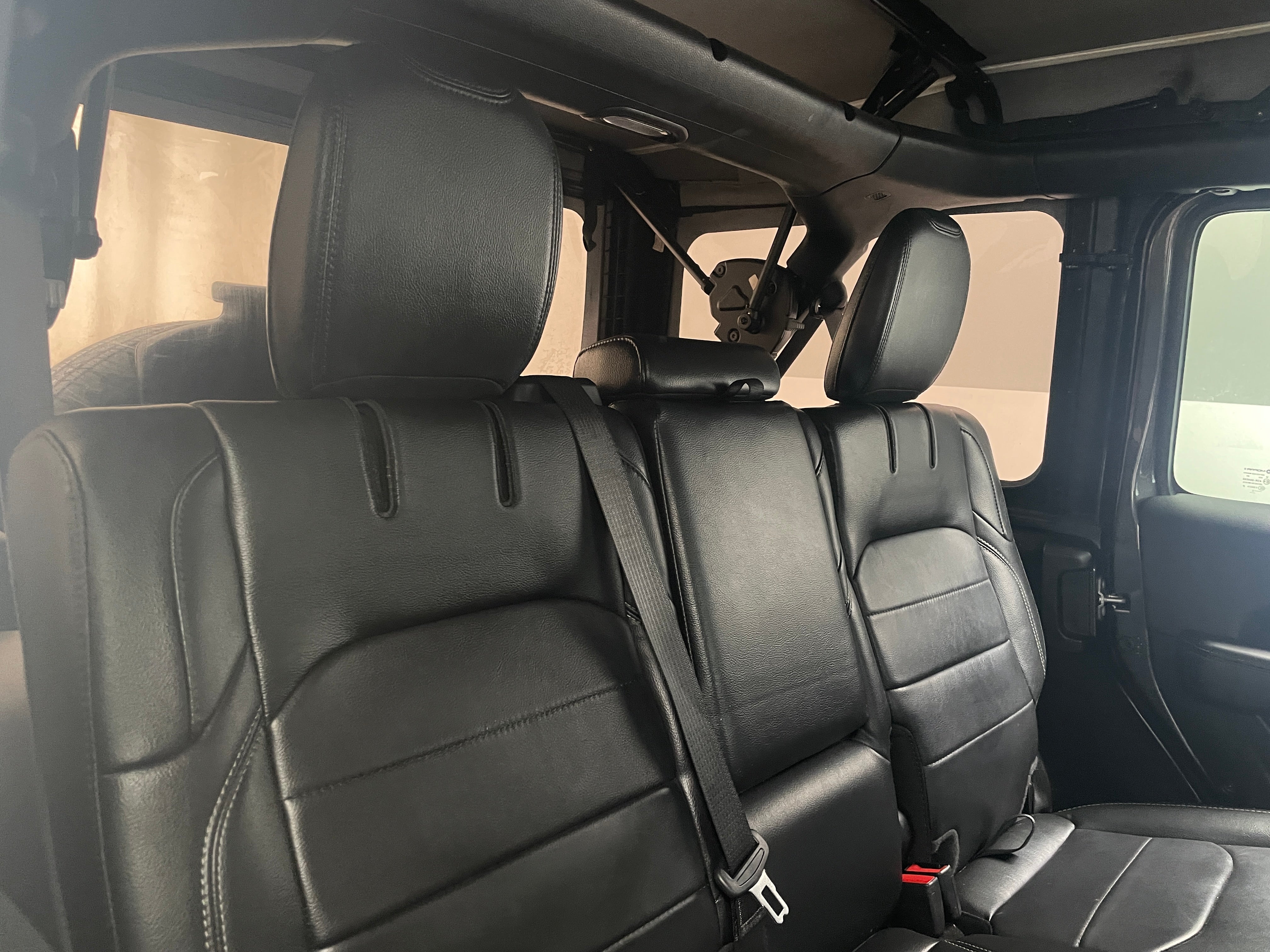 2022 Jeep Wrangler Unlimited Sahara 4xe 5